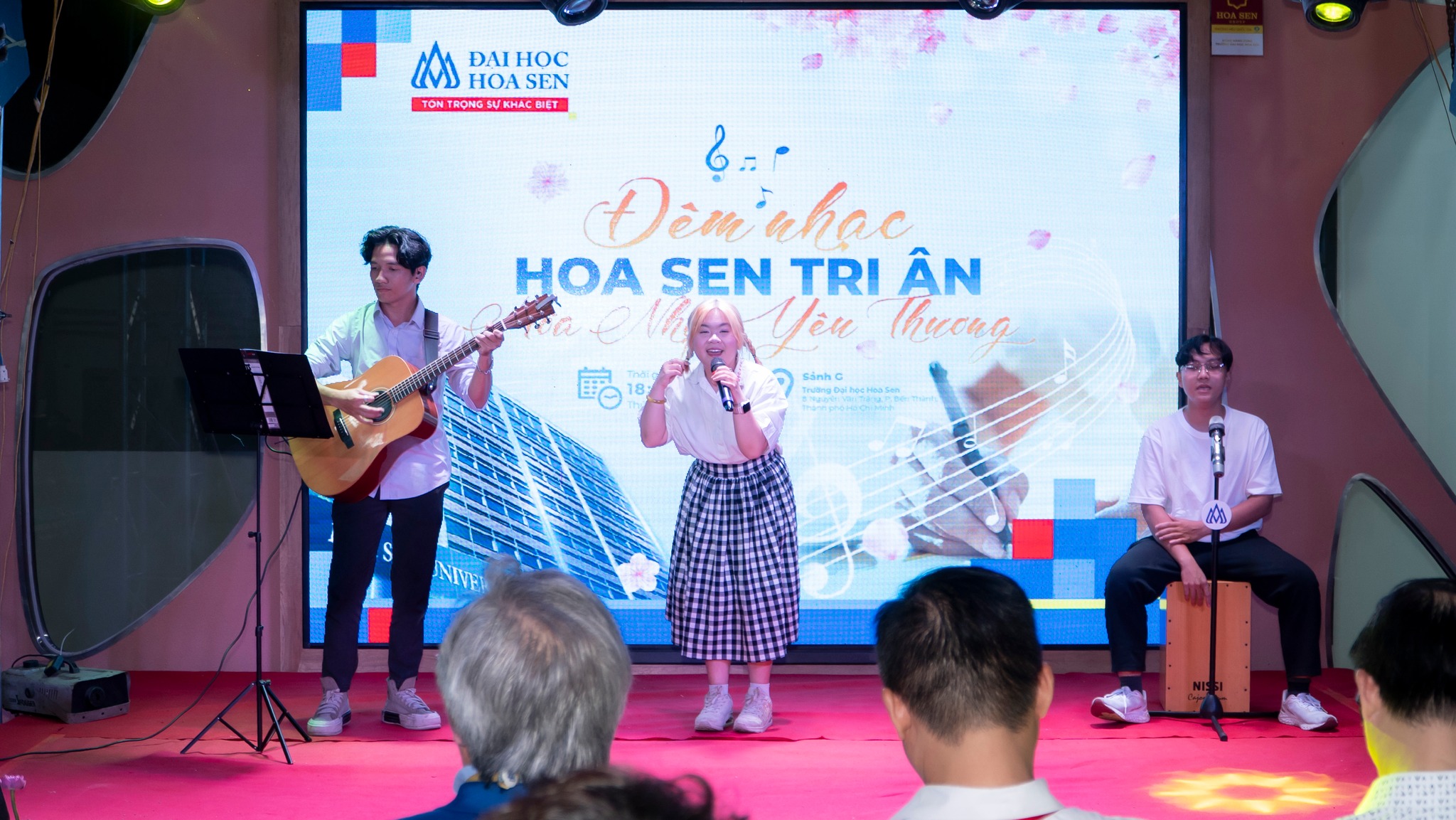 Đêm nhạc "Hoa Sen tri ân - Hòa nhịp yêu thương": Bản giao hưởng của giai điệu, sự tri ân và kết nối