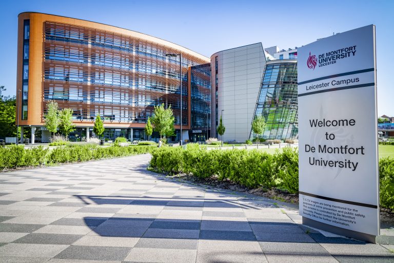 Thạc sĩ Tiếng Anh