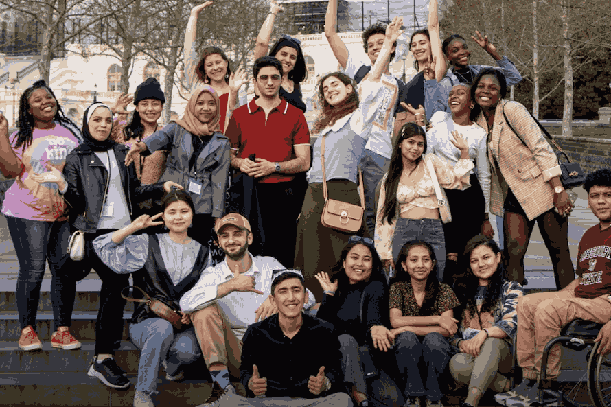 Du học nước ngoài hay học đại học Việt Nam