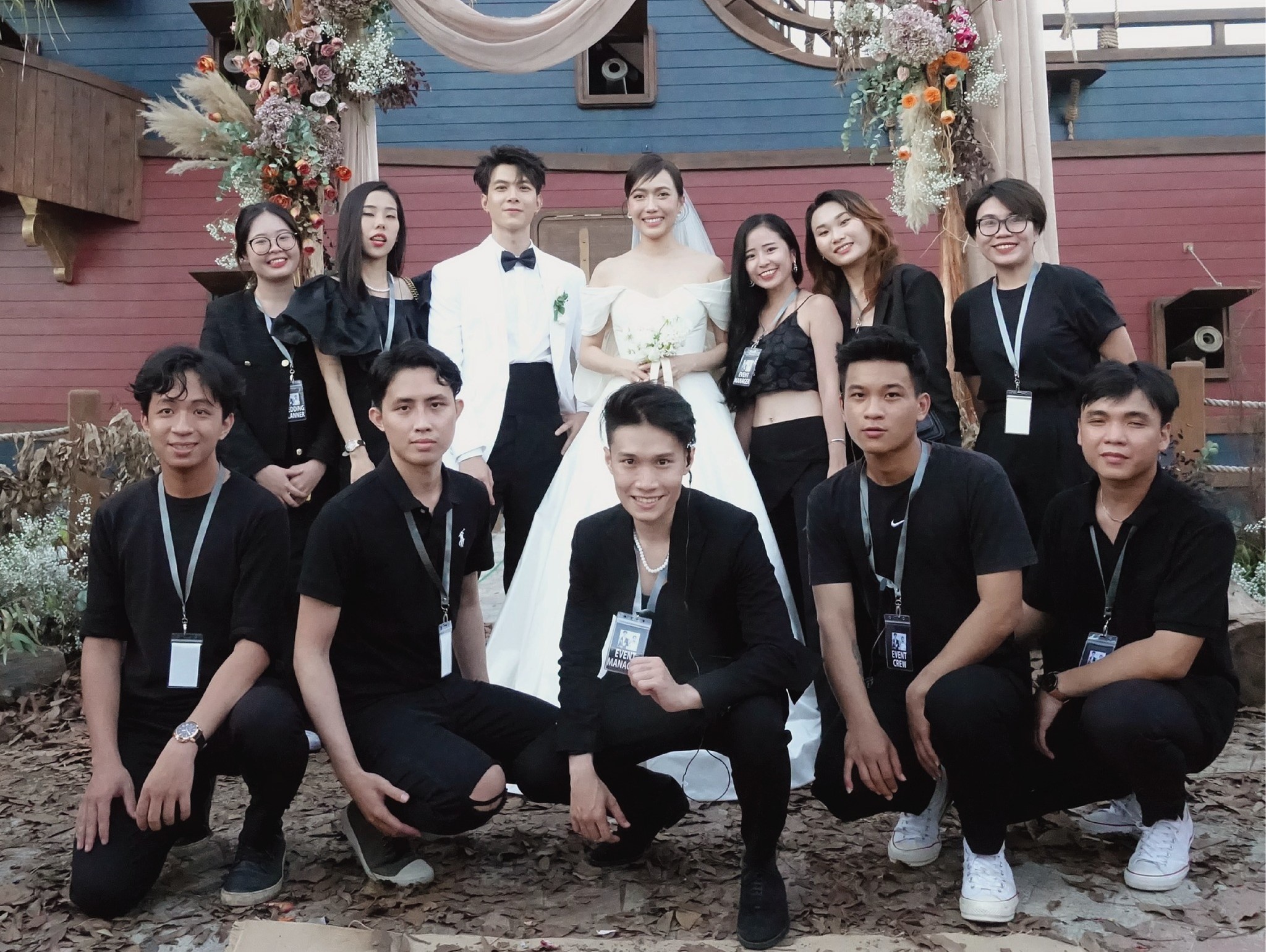 HSU Event Management students organizing the wedding of actors Anh Tu and Dieu Nhi