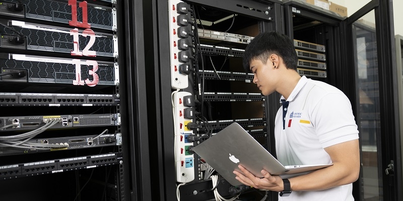 Nghiên cứu trí tuệ nhân tạo bậc đại học tại Việt Nam - Hướng Nghiệp