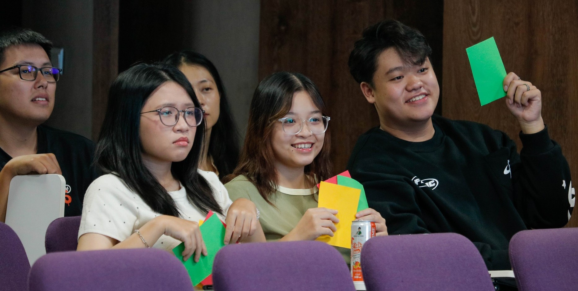 [Yêu lành lánh dữ mùa 2] Workshop Ngồi xuống với những lộn xộn