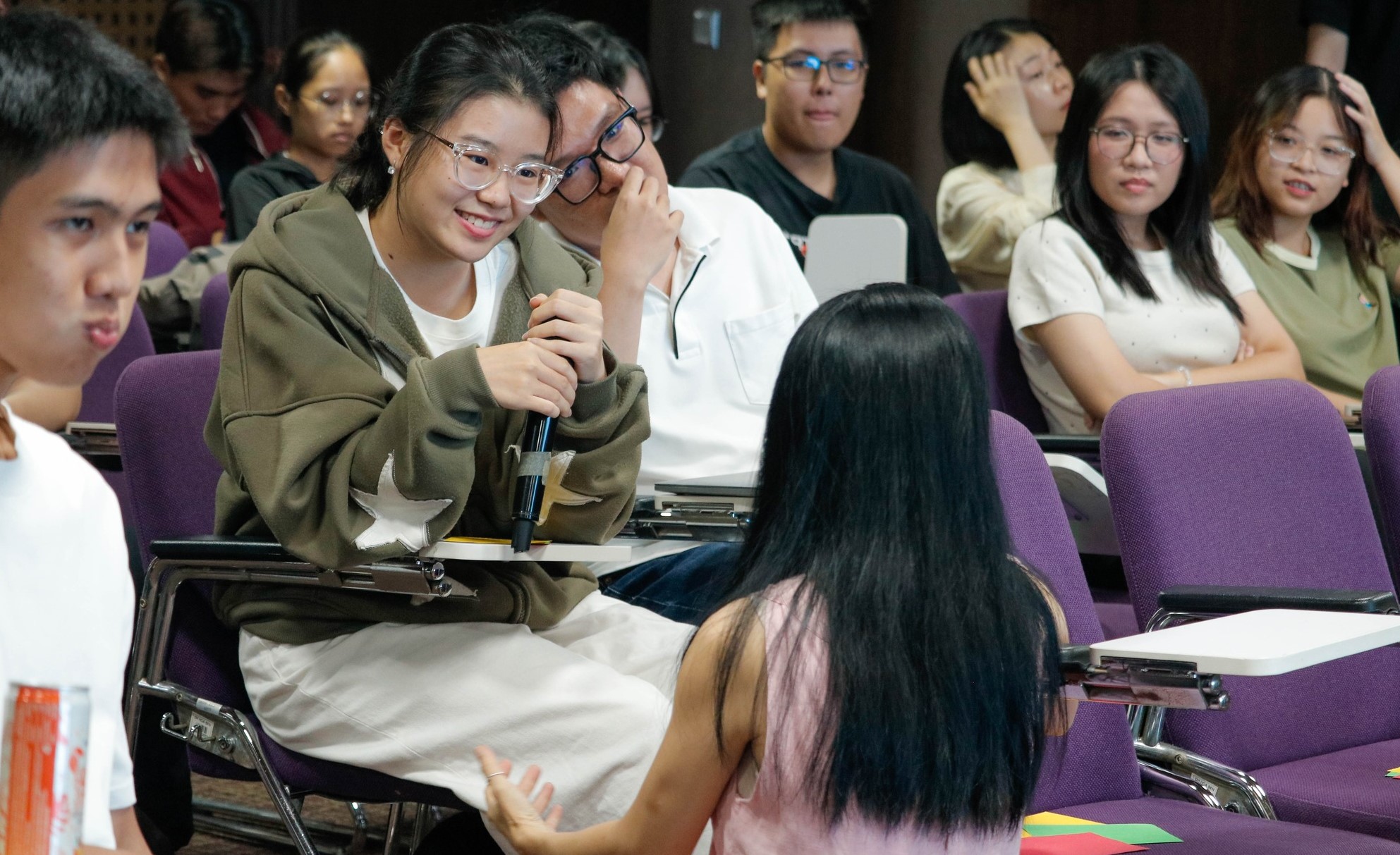 [Yêu lành lánh dữ mùa 2] Workshop Ngồi xuống với những lộn xộn