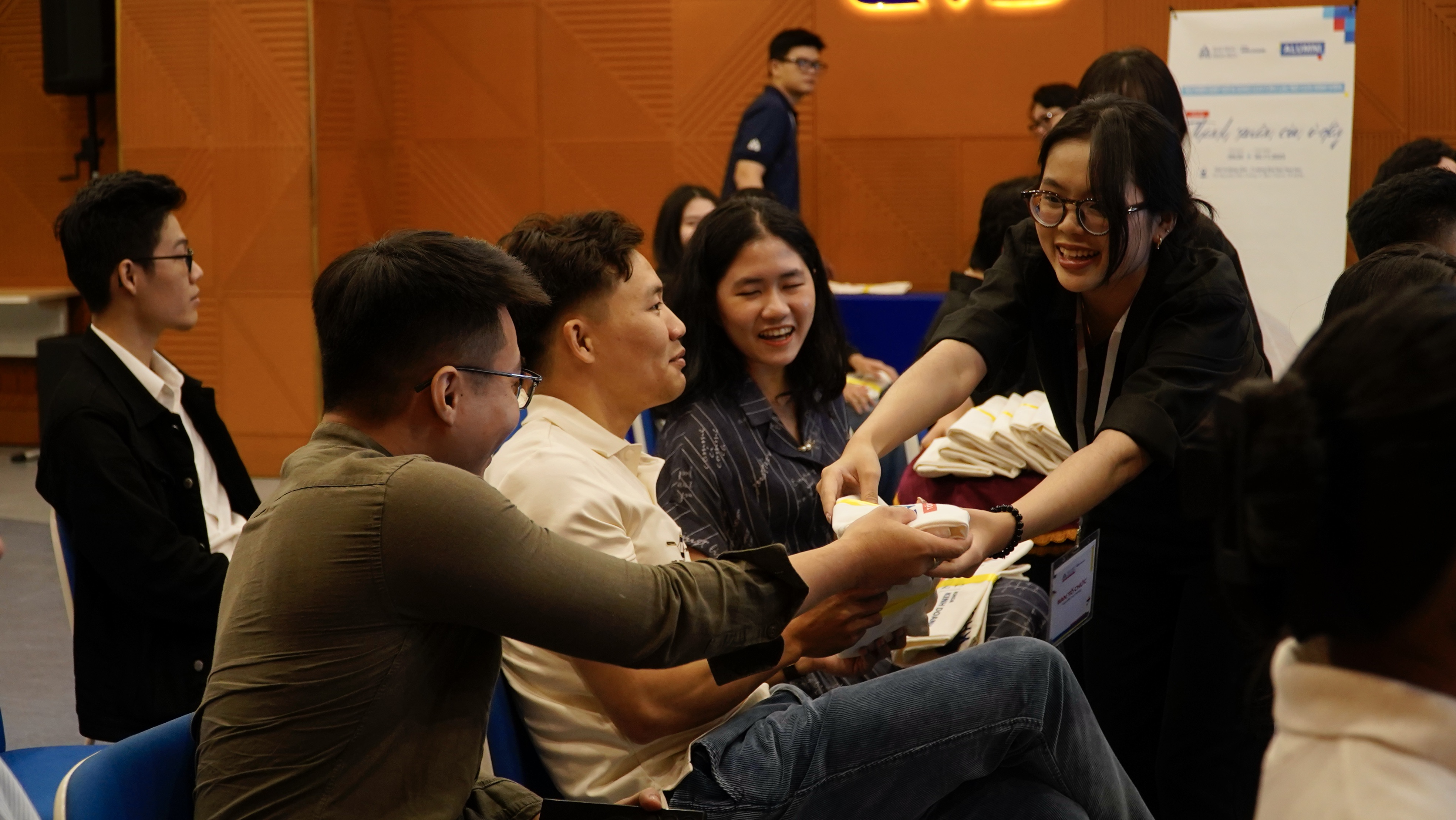 quatanggapmatguicuusinhvien