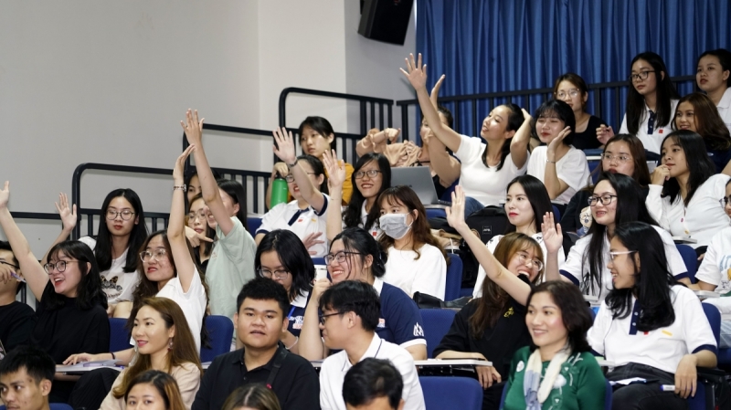 05_0 Đội HSL và SVENGERS HSU xuất sắc giành tấm vé vào chung kết Hoa Sen Young Logistics Talents 2021