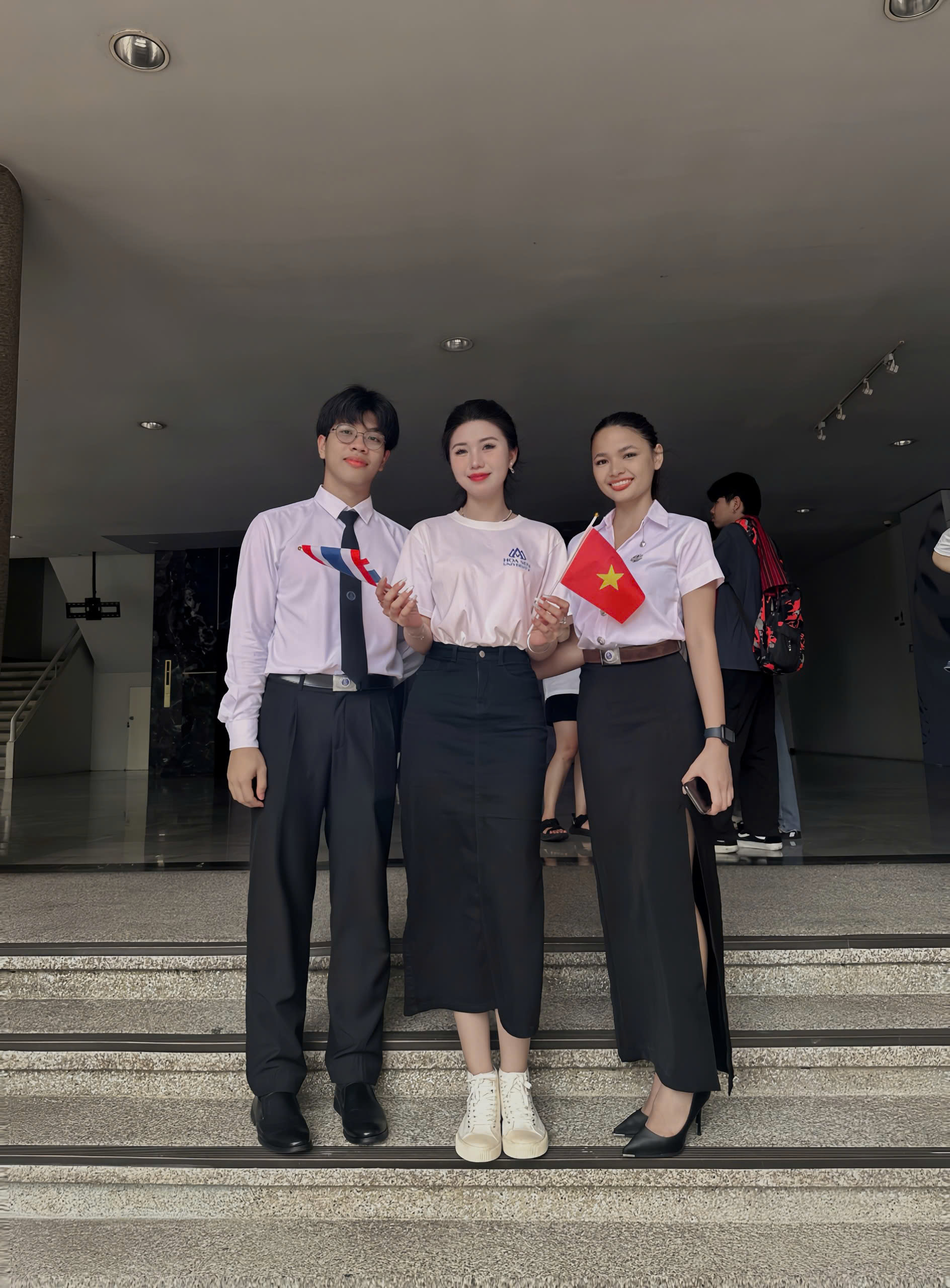 Minh Thư tham gia trải nghiệm tại Thái Lan