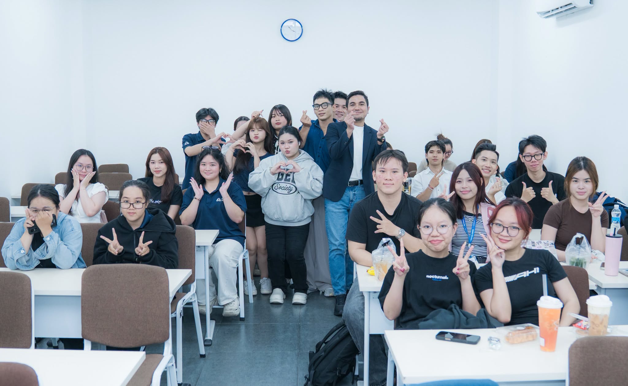 HSU Faculty of Marketing - Communication expands international connections with universiti teknologi mara malaysia