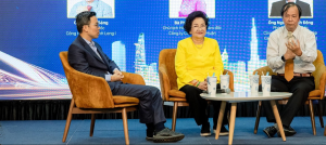 TRƯỜNG ĐẠI HỌC HOA SEN LAN TỎA TINH THẦN GIẢI THƯỞNG THƯƠNG HIỆU VÀNG TP.HCM LẦN THỨ 4 NĂM 2023 ĐẾN SINH VIÊN, HỌC VIÊN