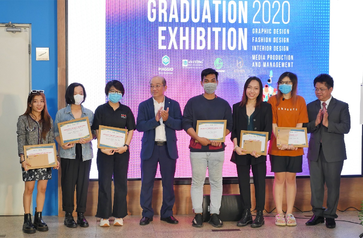 Khai mạc triển lãm Đồ án Tốt nghiệp năm 2020 của sinh viên HSU