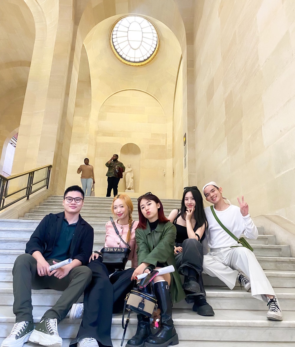 Sinh viên ngành Kinh doanh Thời trang trao đổi học tập tại Pháp