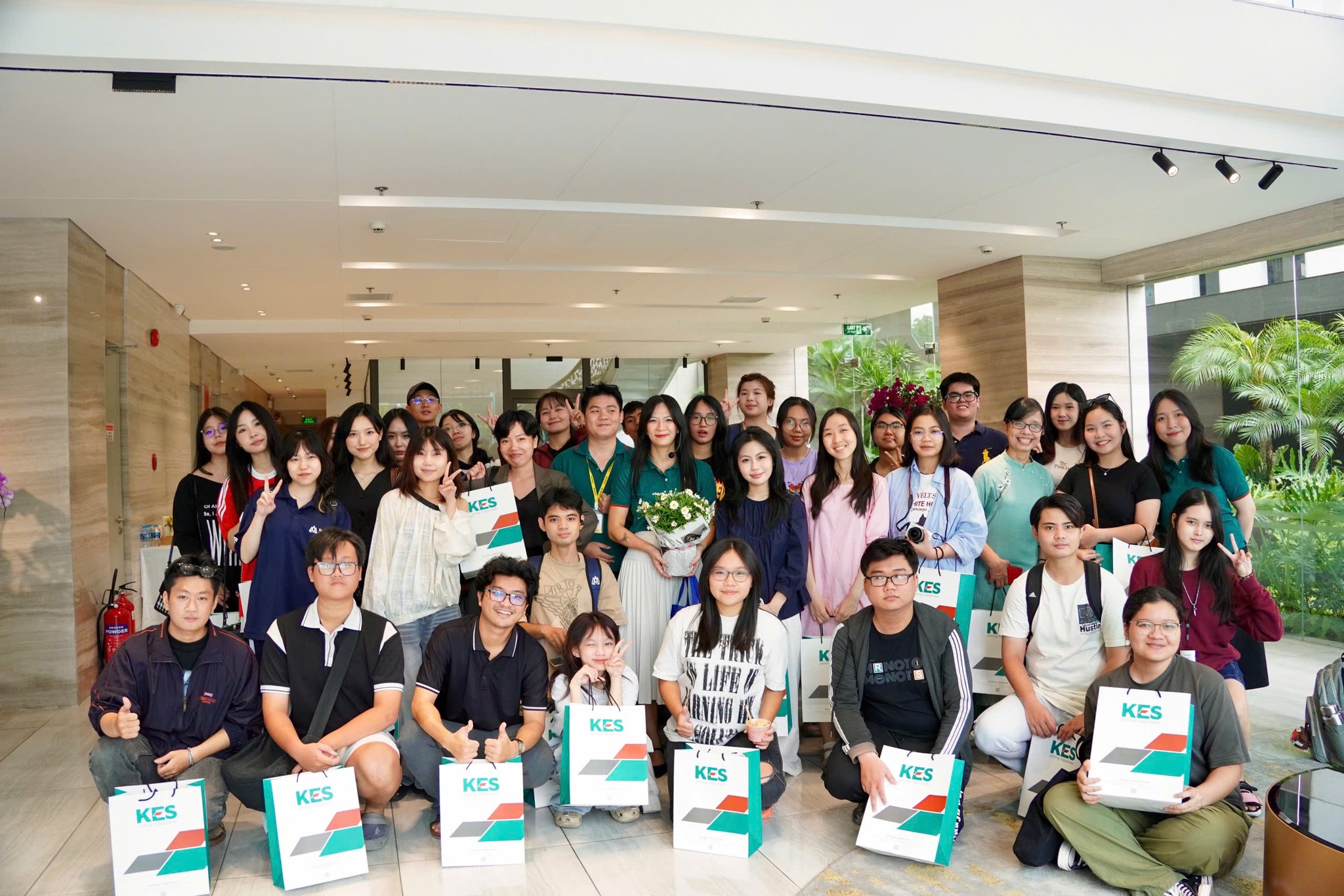 HSU Interior Design students having the opportunity to learn through the university-business-student model