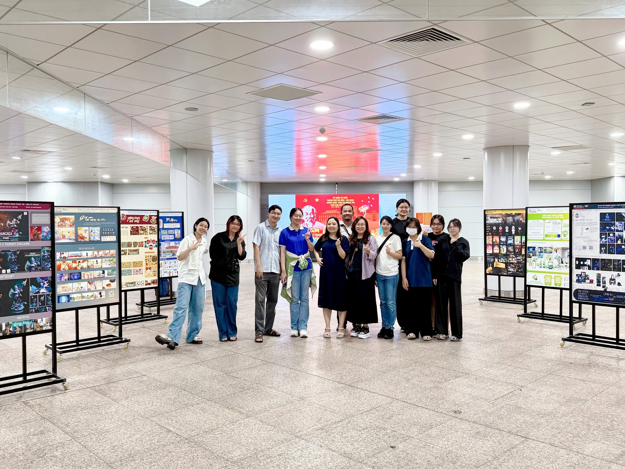 Khai Mạc Triển Lãm Đồ Án Tốt Nghiệp Xuất Sắc 2026 (Ngành Thiết Kế Đồ Họa & Ngành Nghệ Thuật Số)