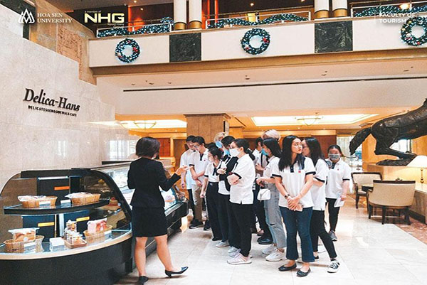 Ngành quản trị khách sạn thi khối nào