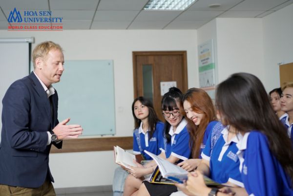 Ngành truyền thông đa phương tiện