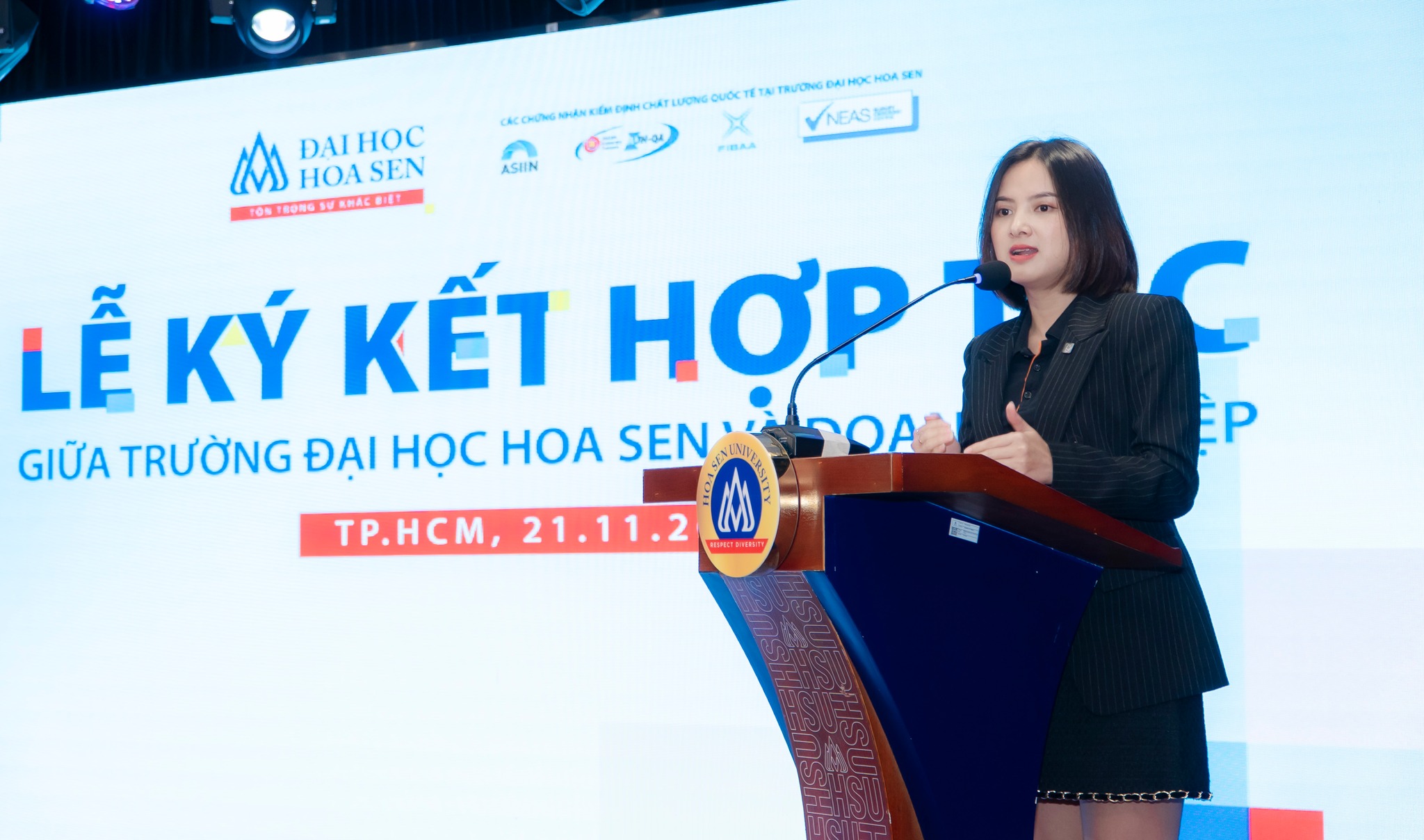 HSU với 20 doanh nghiệp ký MOU: Mở rộng cơ hội nghề nghiệp cho sinh viên