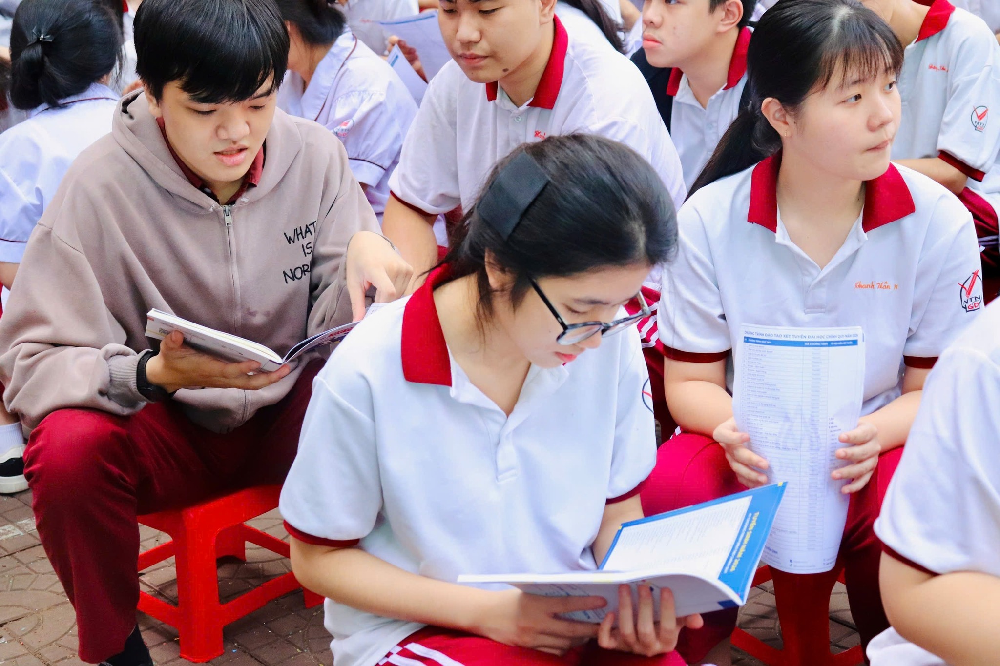 Tổ chức chương trình định hướng nghề nghiệp cho THPT Ngô Thời Nhiệm