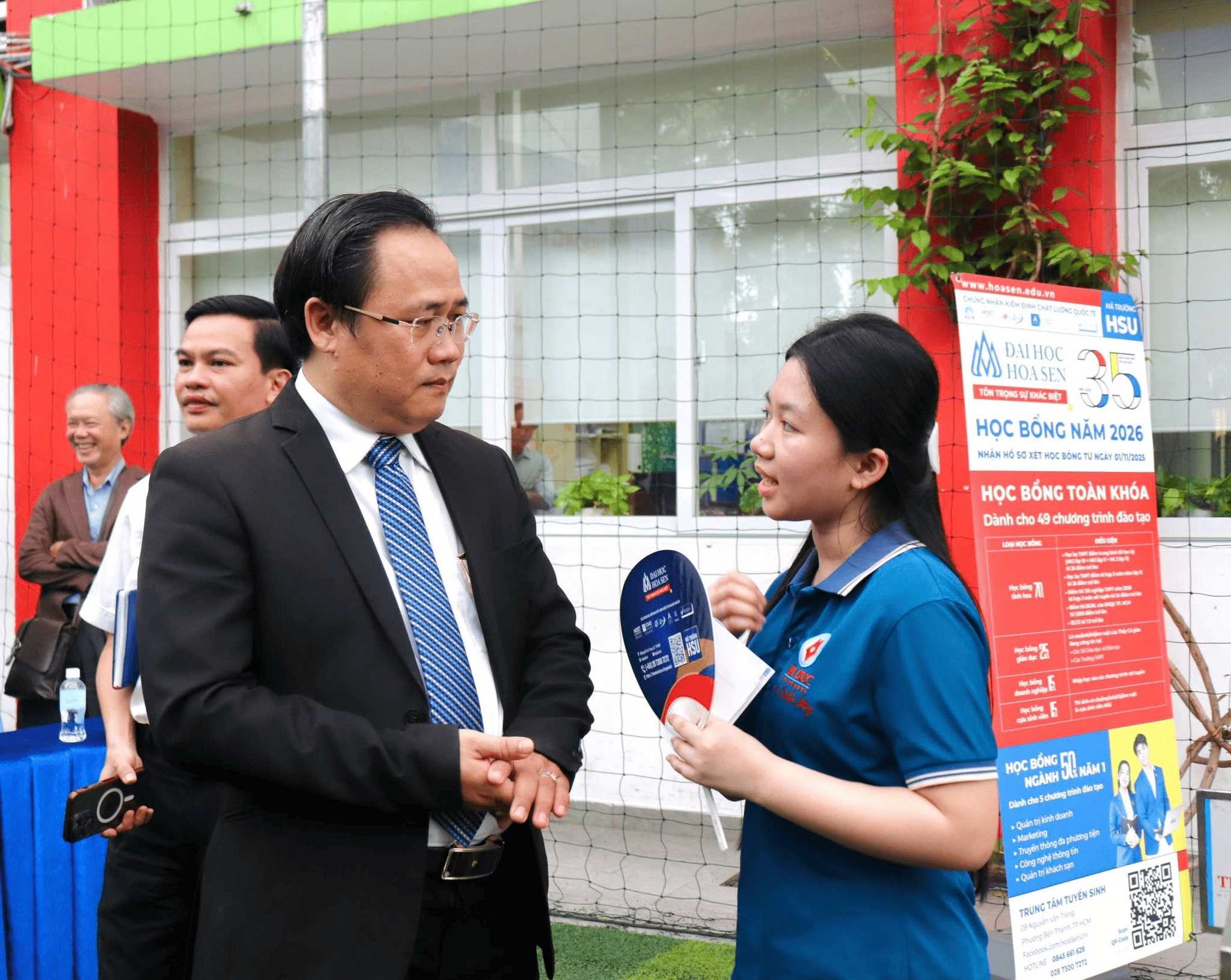 “Thực học - Thực làm” cùng ĐH Hoa Sen - Từ lớp học đến doanh nghiệp