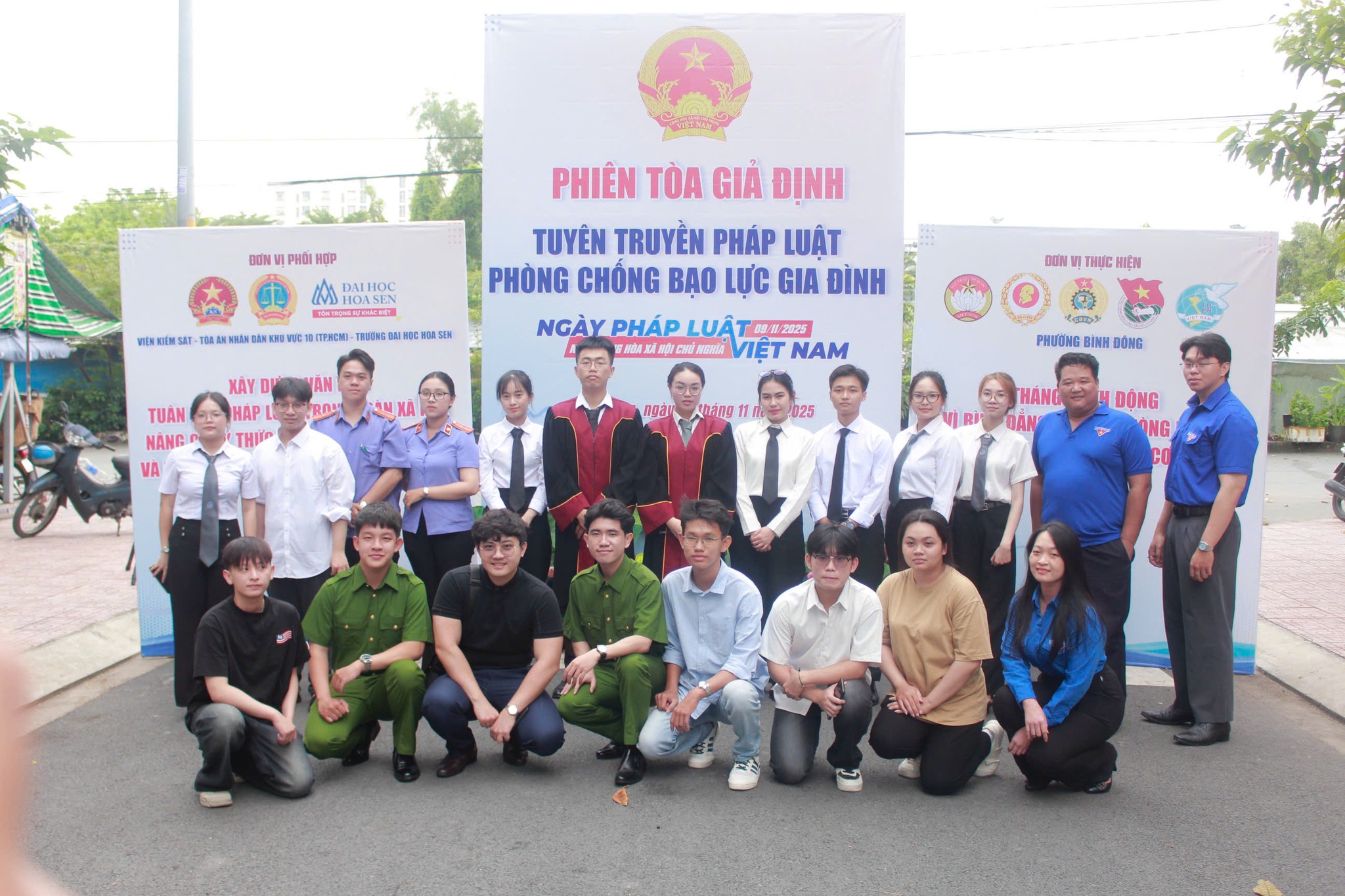 Khoa Luật HSU tổ chức phiên tòa giả định tuyên truyền pháp luật, nói không với bạo lực gia đình