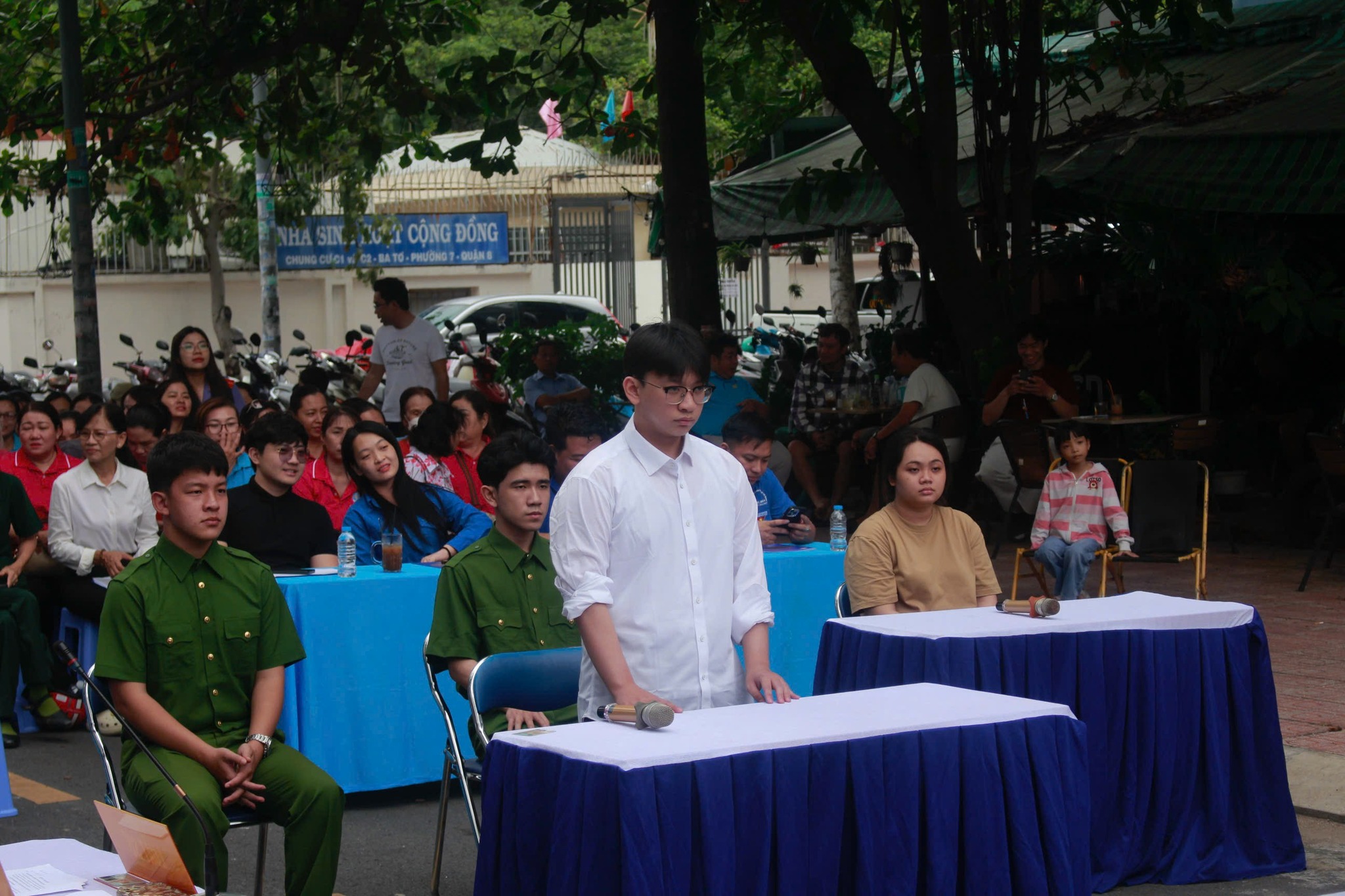 Khoa Luật HSU tổ chức phiên tòa giả định tuyên truyền pháp luật, nói không với bạo lực gia đình