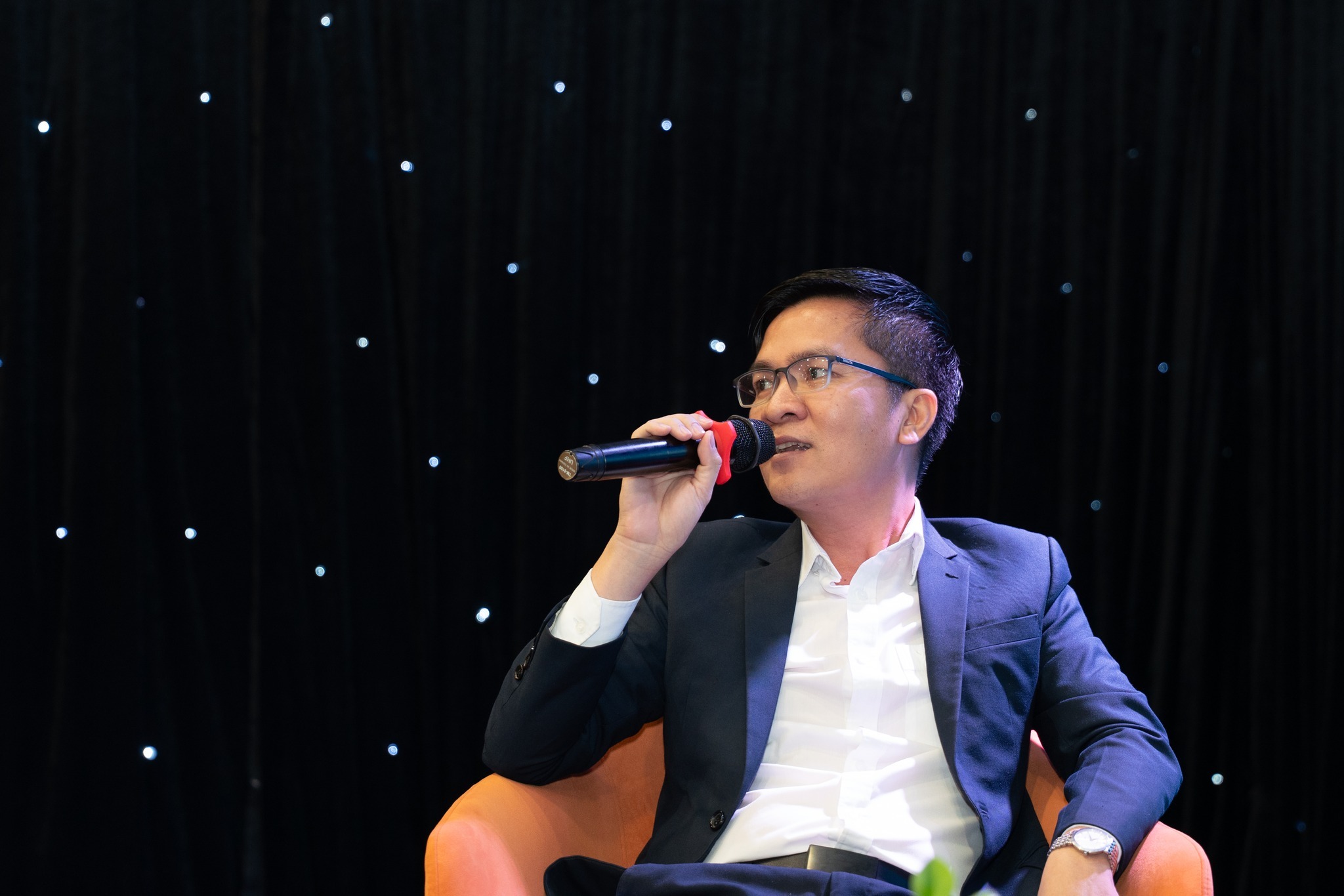 Sinh viên khám phá hành trình trở thành Luật sư tư vấn doanh nghiệp toàn cầu cùng chuyên gia