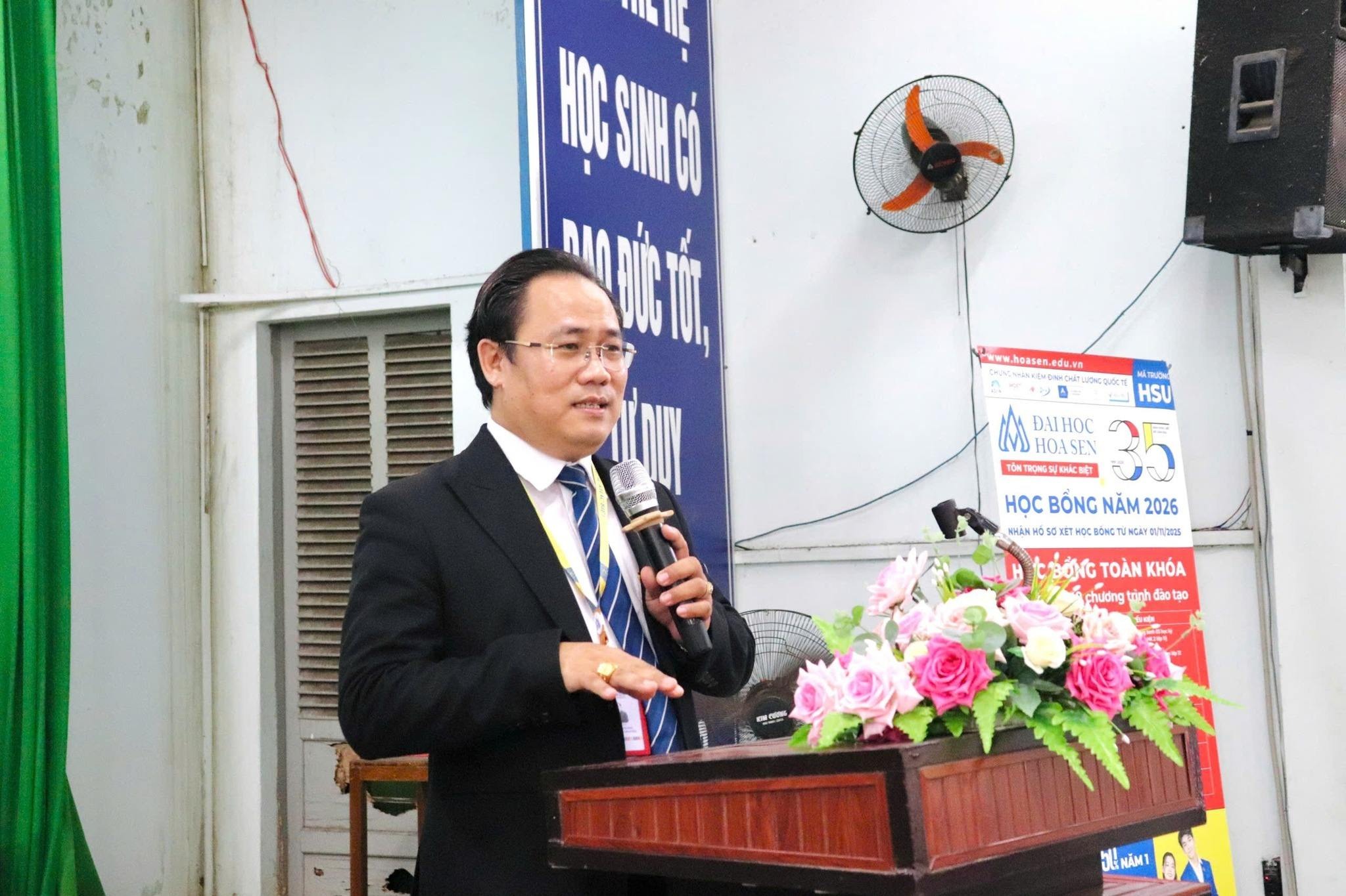 Hướng nghiệp Đại học Hoa Sen tại THPT Tam Phú: Kiểm soát cảm xúc – Làm chủ bản thân