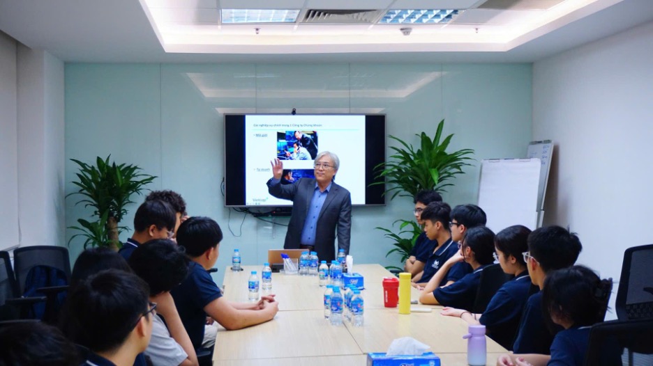 Vinsers trải nghiệm “cuộc sống sinh viên” trong Tuần lễ Kiến tập tại Đại học Hoa Sen (HSU)