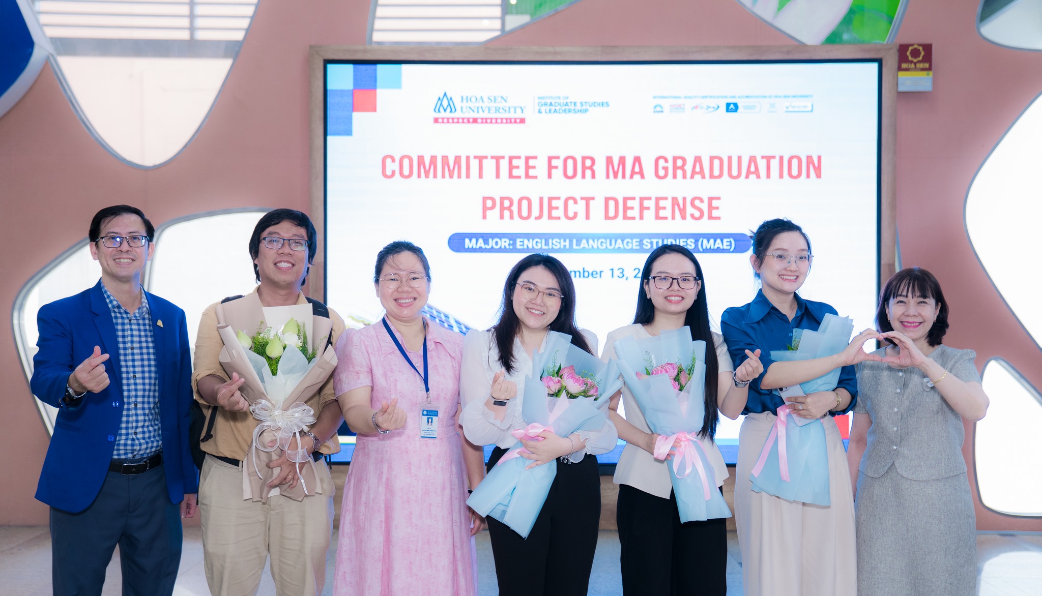 Học viên xuất sắc bảo vệ thành công Đề án Tốt nghiệp Thạc sĩ Ngôn ngữ Anh