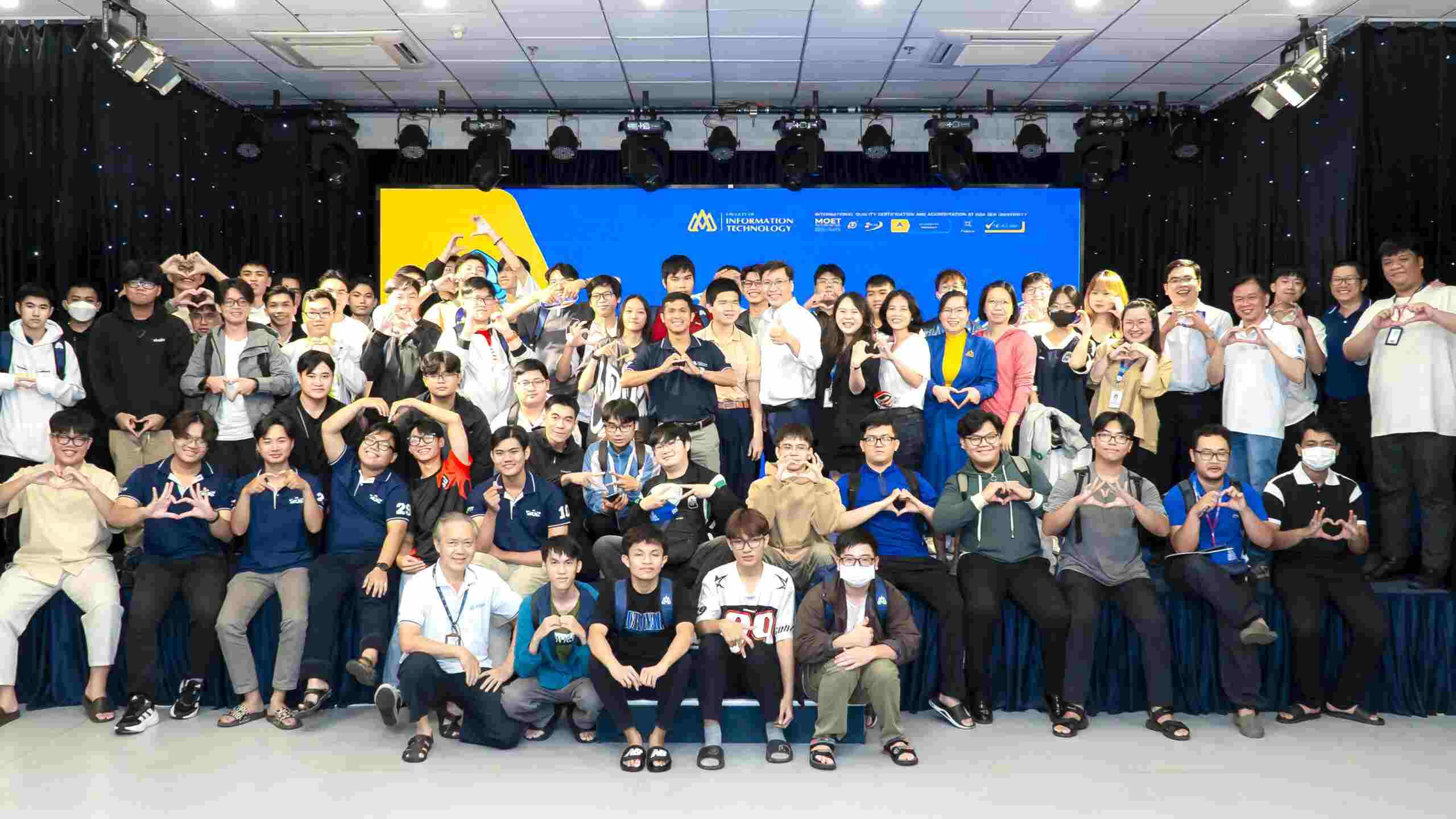 khoa cong nghe dai hoc hoa sen-tuyen sinh-