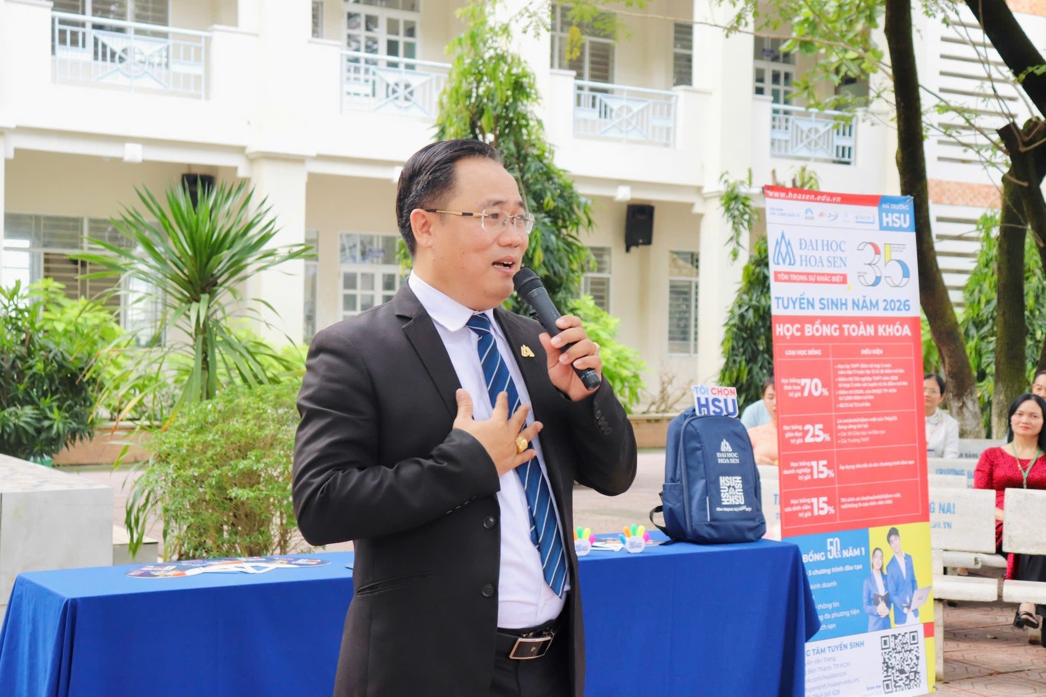 HSU x THPT Lê Hồng Phong – bứt phá cảm xúc!