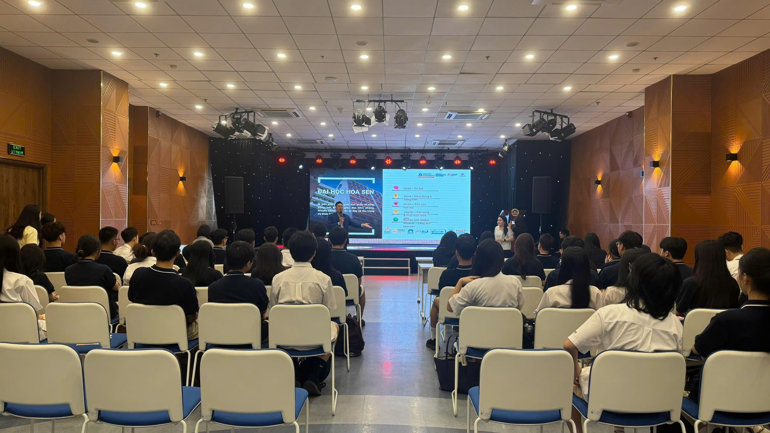 VinSchool khám phá hành trình học tập tại HSU cùng tuần lễ kiến tập