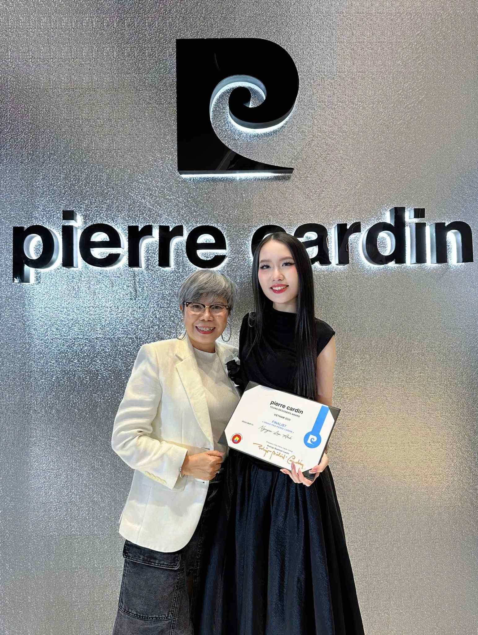 Sinh viên thời trang HSU tỏa sáng tại Pierre Cardin Fashion Show 2025