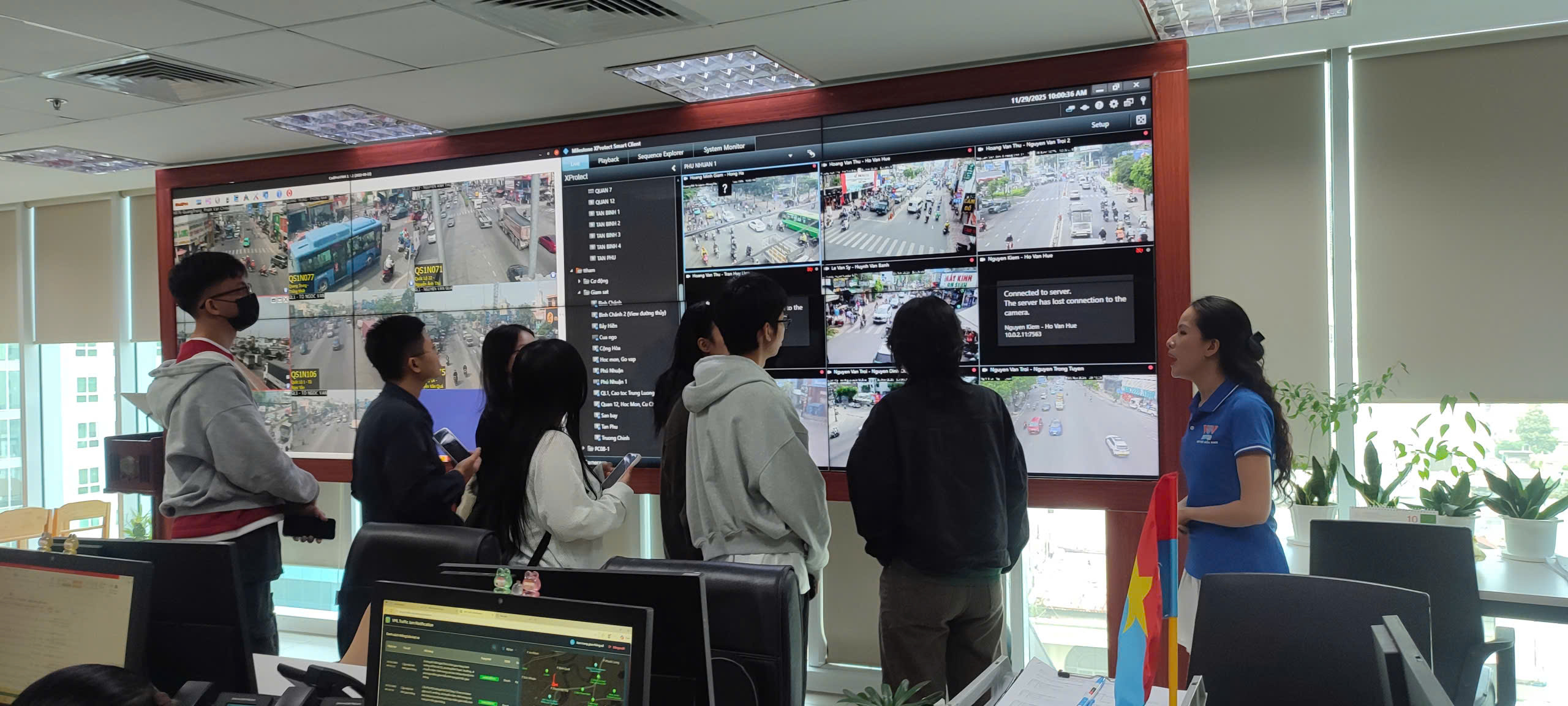 Quản trị công nghệ truyền thông HSU khám phá hậu trường VOV