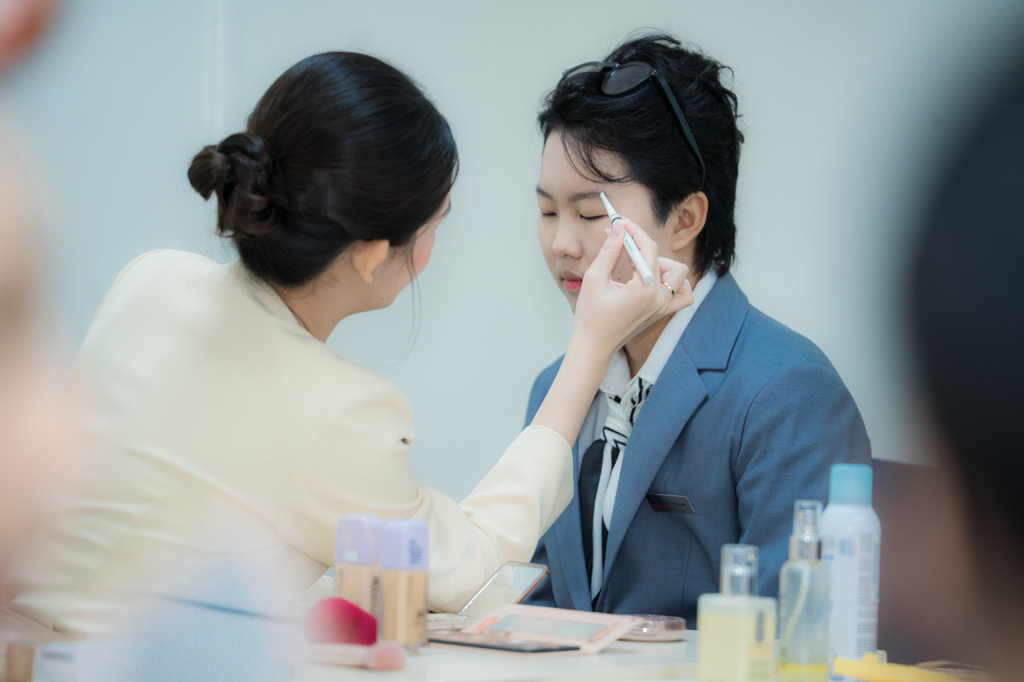 Hoa Sen ELITE chuẩn hóa diện mạo, kỹ năng và tác phong theo chuẩn quốc tế cho sinh viên