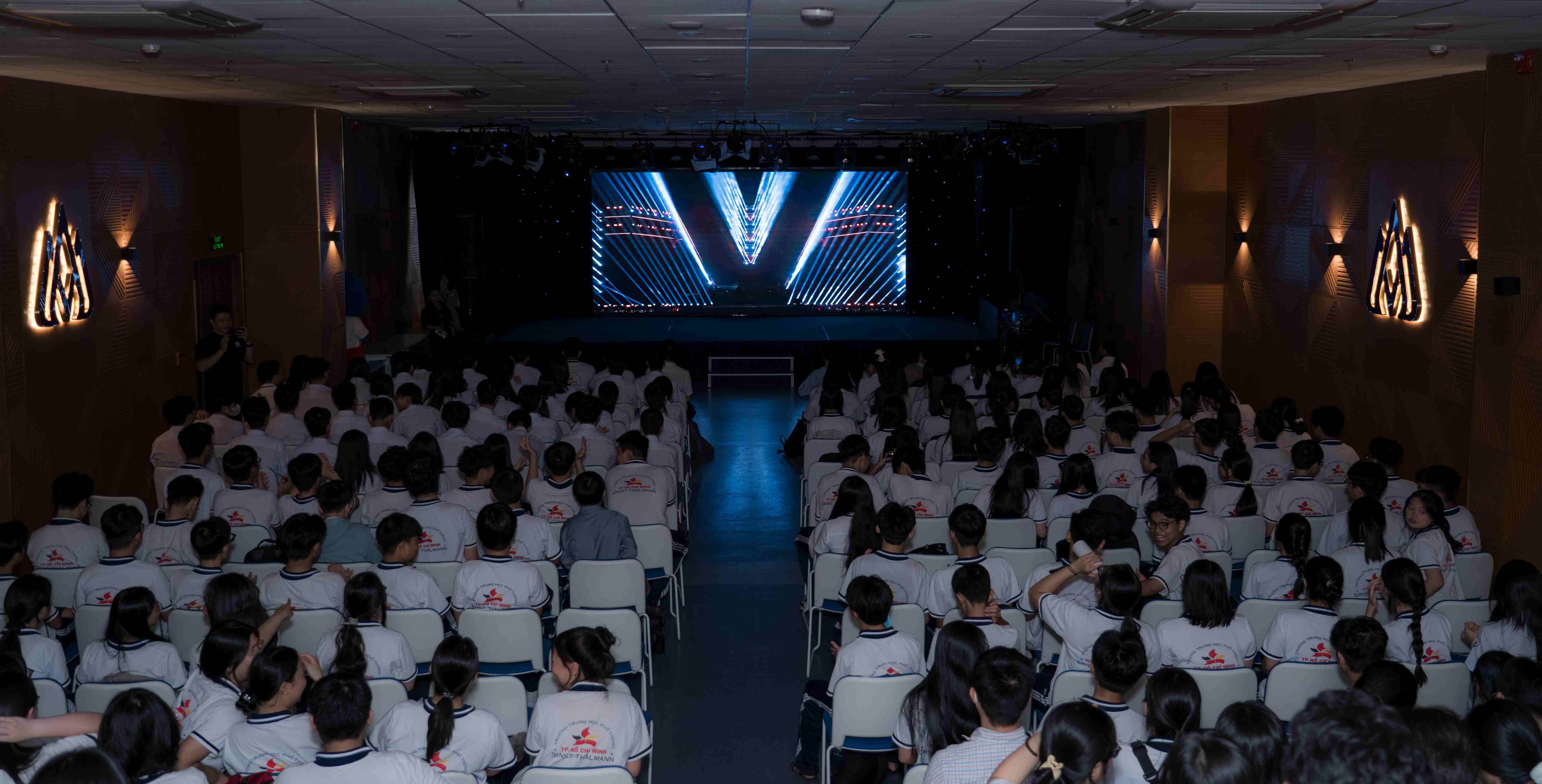 Học sinh THPT Ten Lơ Man trải nghiệm Đại học Hoa Sen – Bước đầu định hướng tương lai