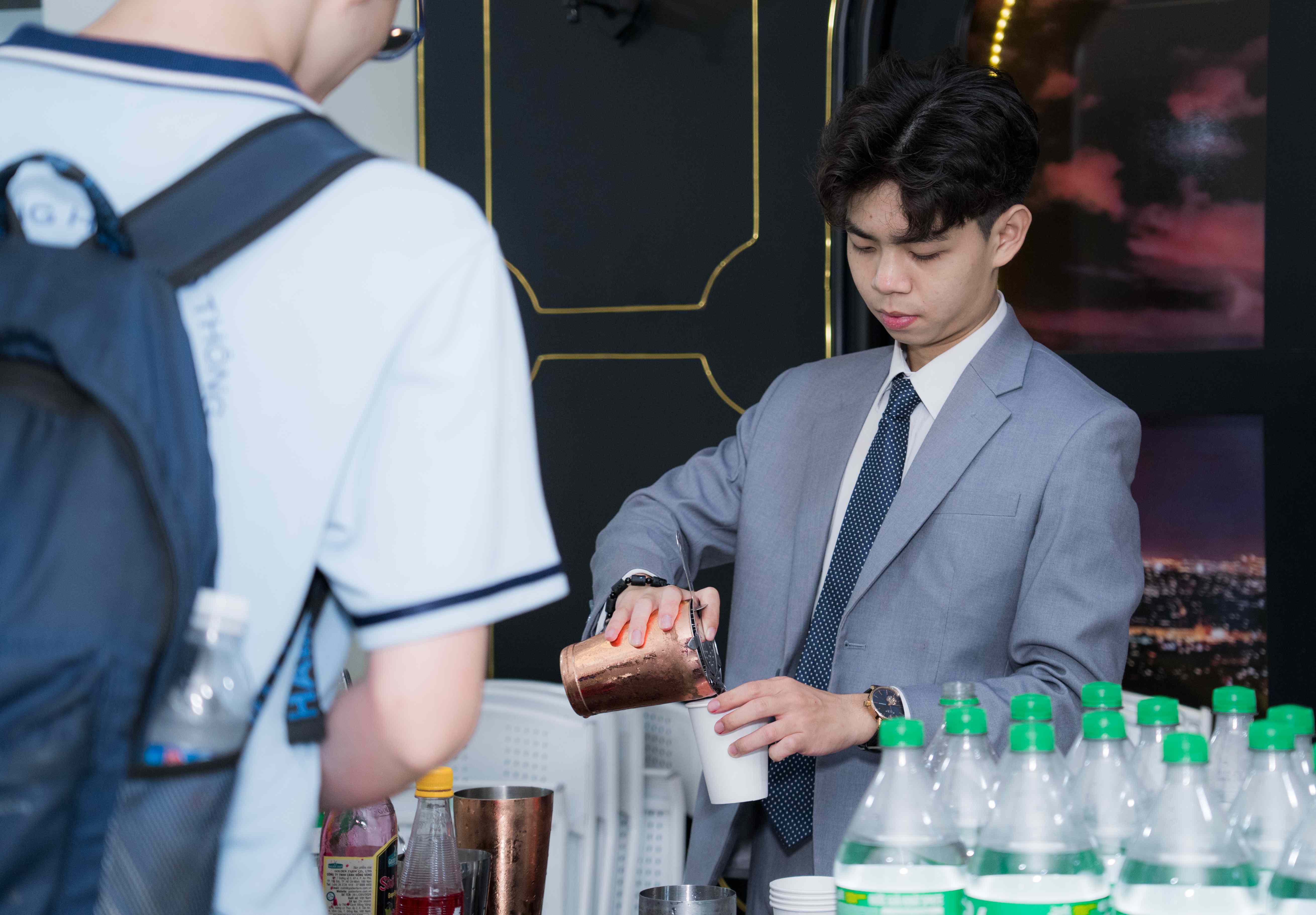 Học sinh THPT Ten Lơ Man trải nghiệm Đại học Hoa Sen – Bước đầu định hướng tương lai