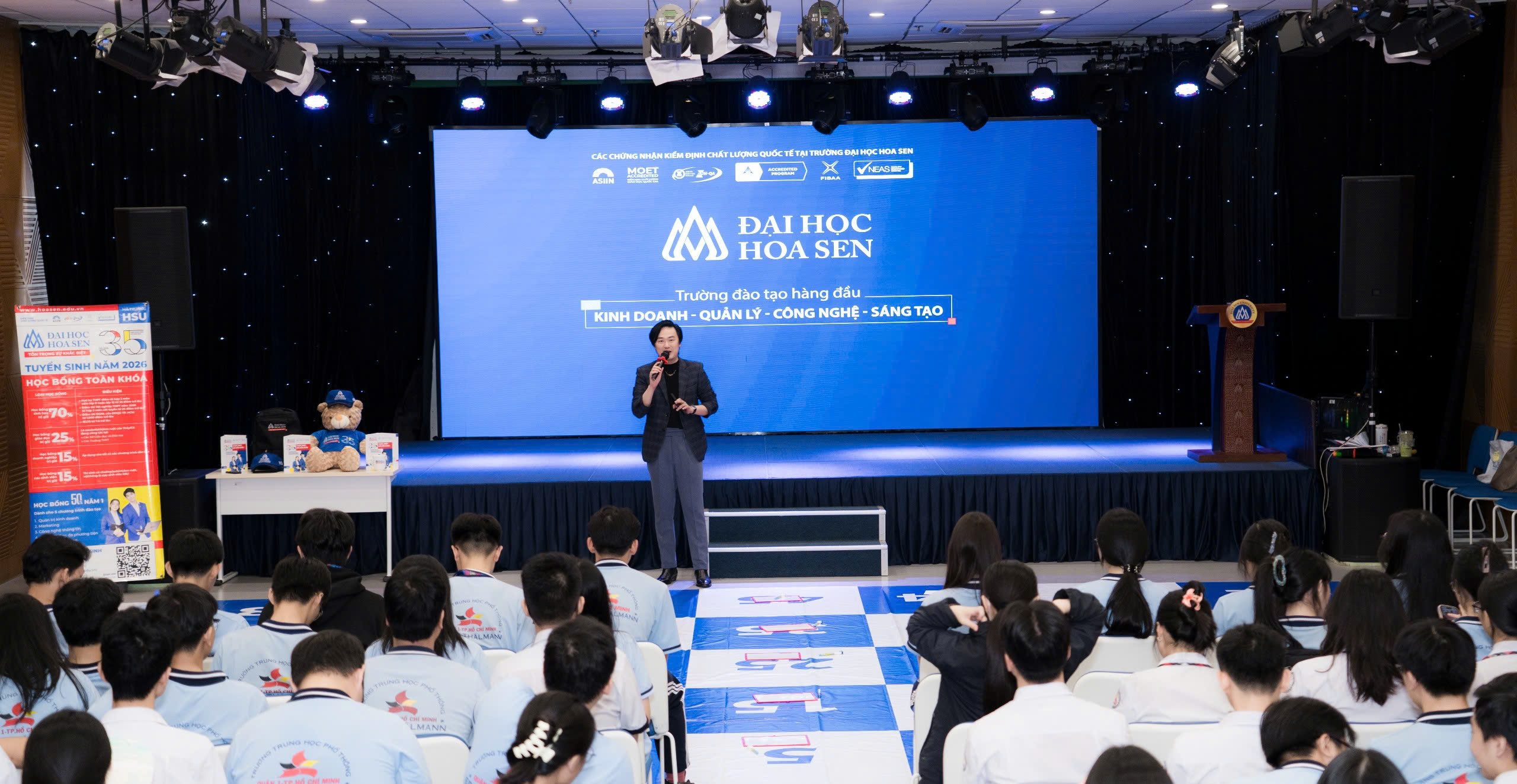 Học sinh THPT Ten Lơ Man trải nghiệm Đại học Hoa Sen – Bước đầu định hướng tương lai