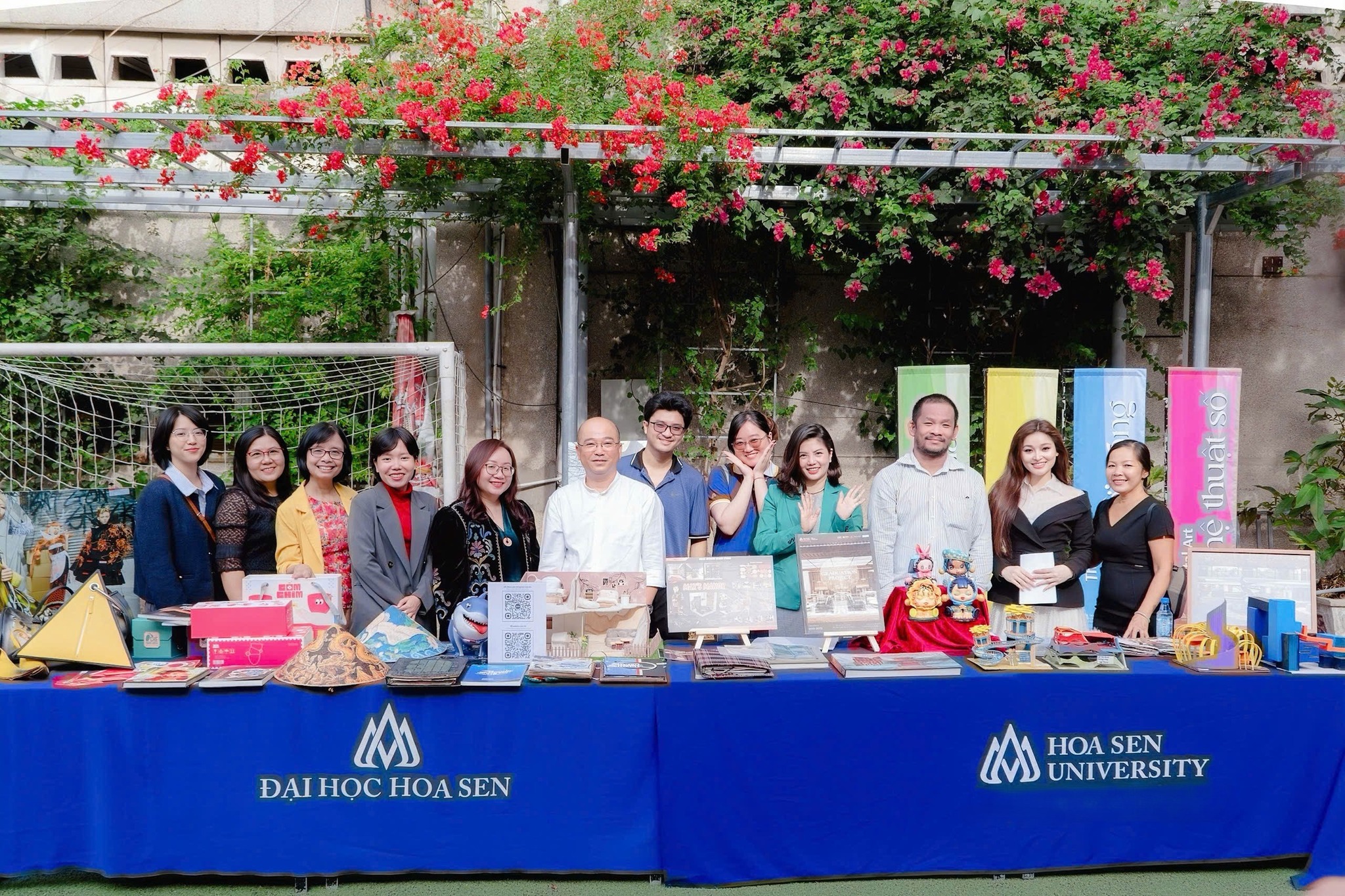 Học sinh THPT Bùi Thị Xuân “đắm mình” trong không gian sáng tạo cùng cuộc thi "Nhà Thiết Kế Tương Lai 2026"