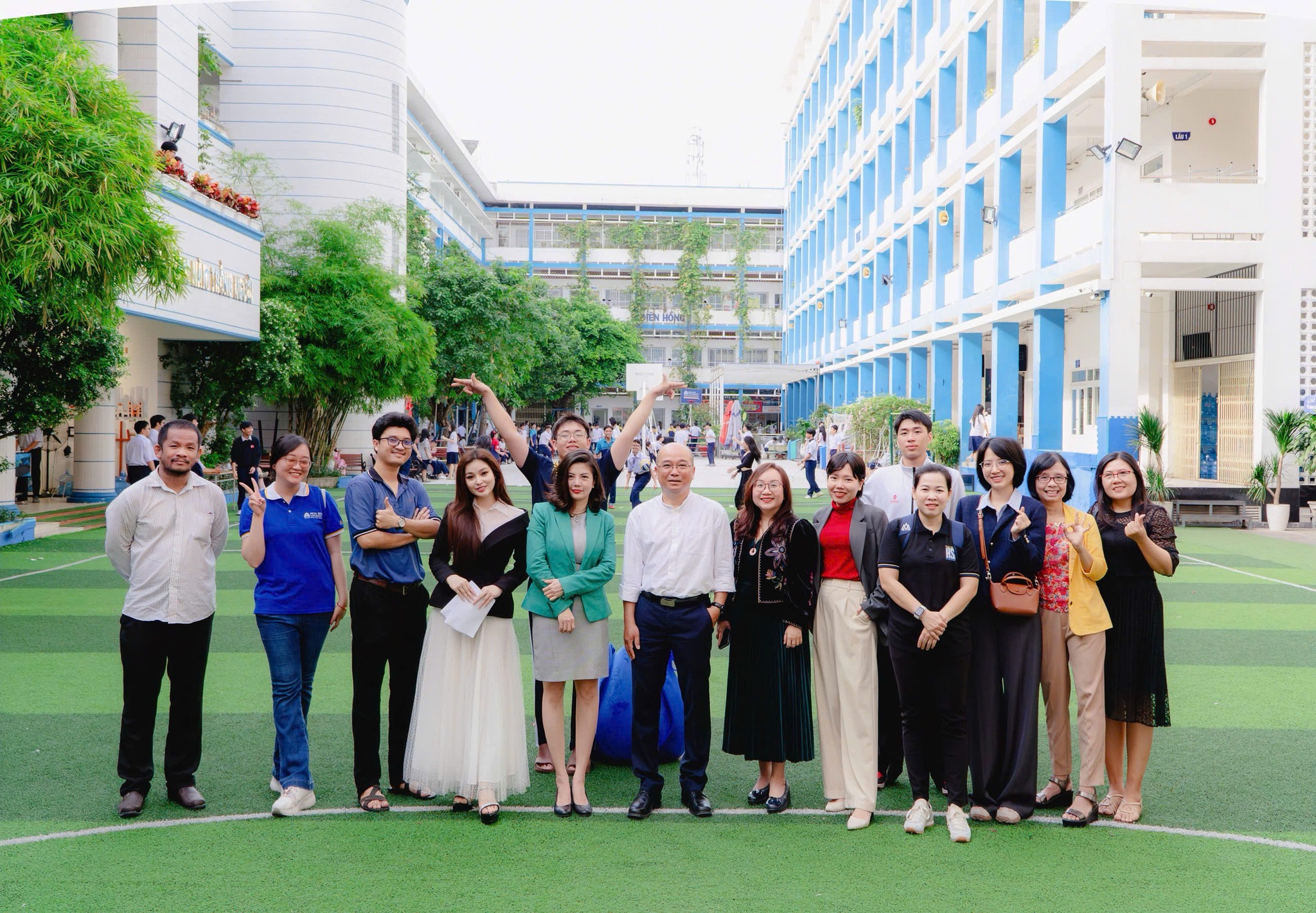 Học sinh THPT Bùi Thị Xuân “đắm mình” trong không gian sáng tạo cùng cuộc thi "Nhà Thiết Kế Tương Lai 2026"