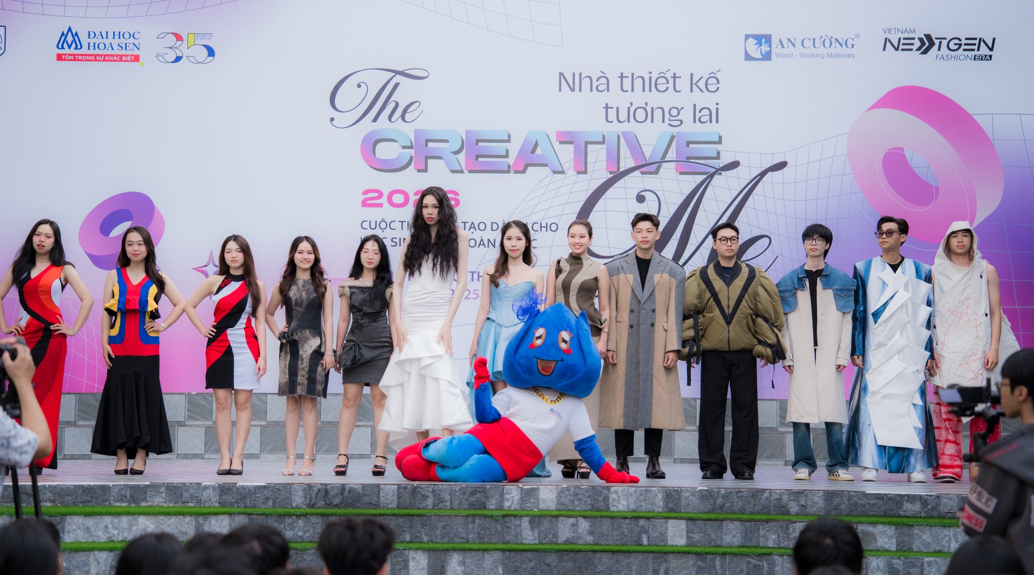 Học sinh THPT Bùi Thị Xuân “đắm mình” trong không gian sáng tạo cùng cuộc thi "Nhà Thiết Kế Tương Lai 2026"