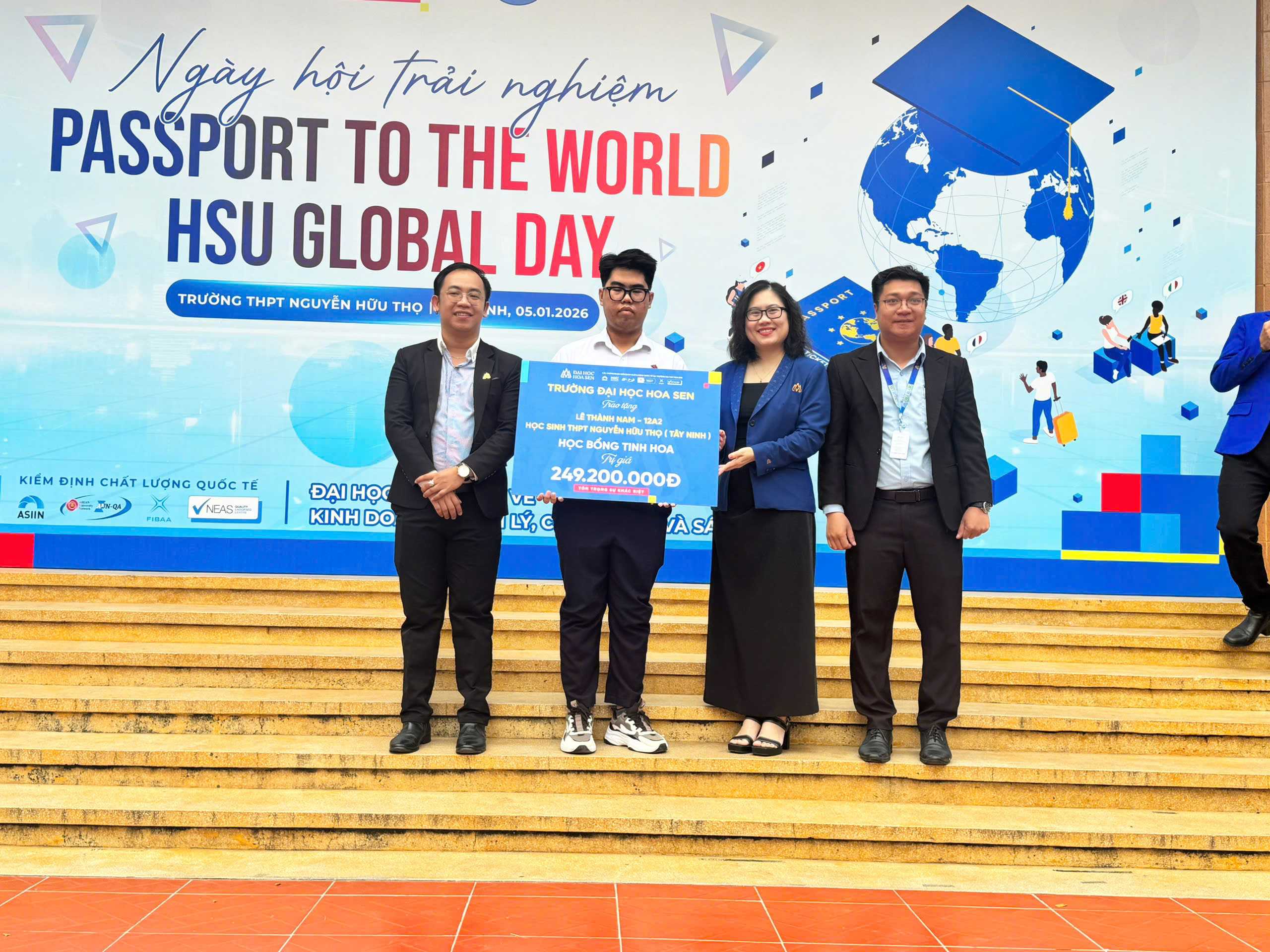 HSU: Rung Chuông Vàng tạo không khí học tập chủ động tại THPT Nguyễn Hữu Thọ