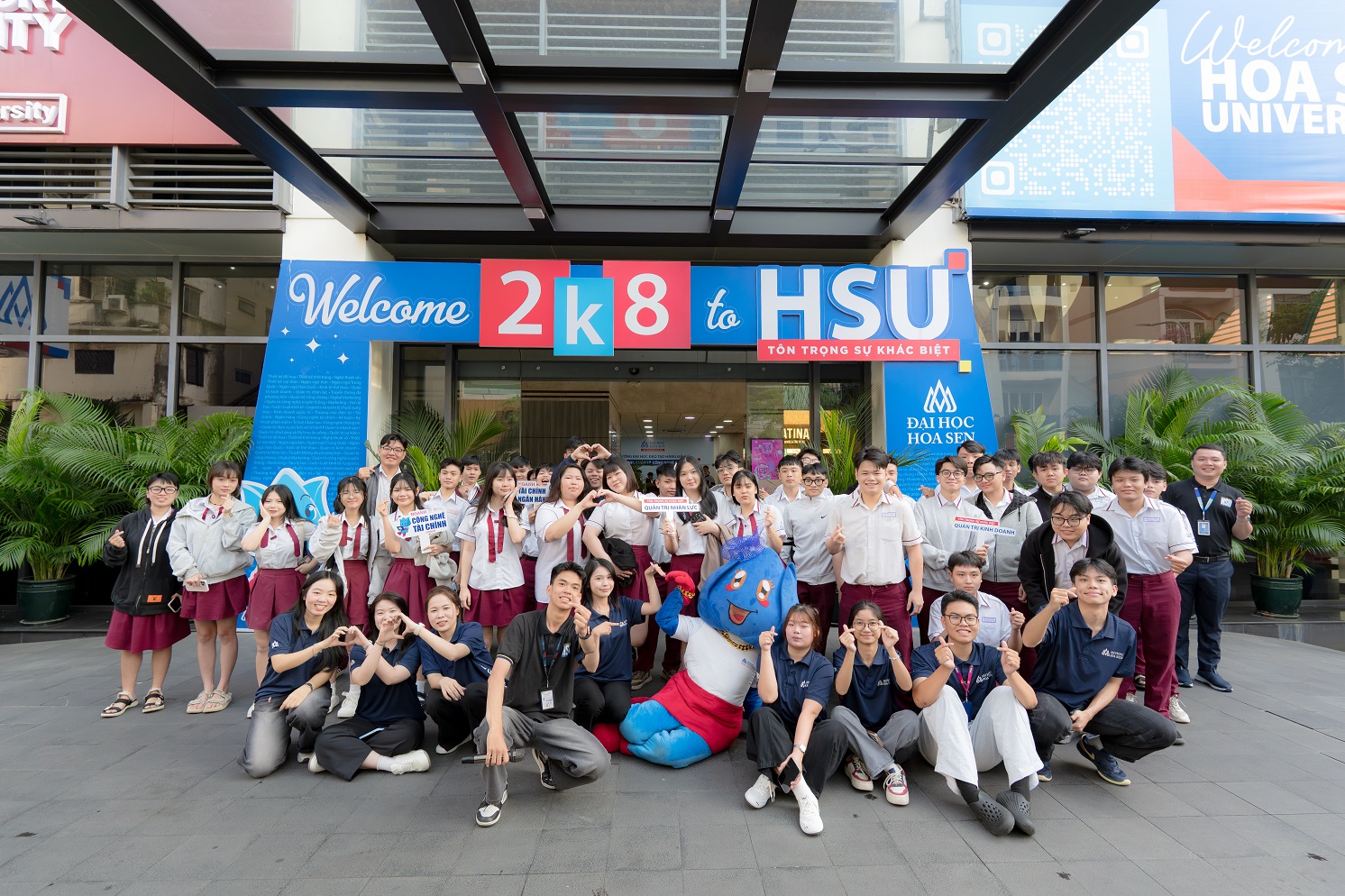 [Campus Tour] Học sinh THCS & THPT Vạn Hạnh & Quốc Trí trải nghiệm “một ngày làm sinh viên HSU”