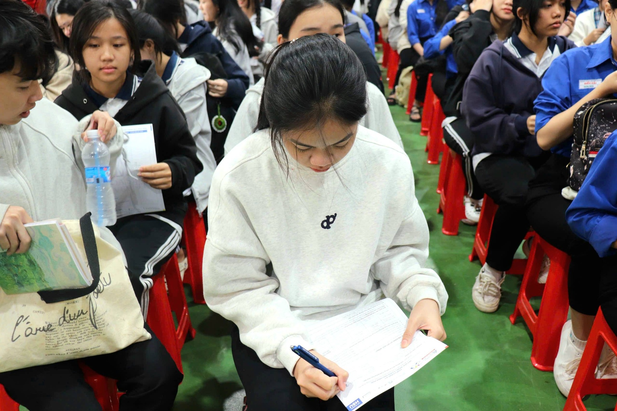 HSU đồng hành THPT Điểu Cải: tăng cơ hội nhận học bổng sớm 2026 lên đến 70%