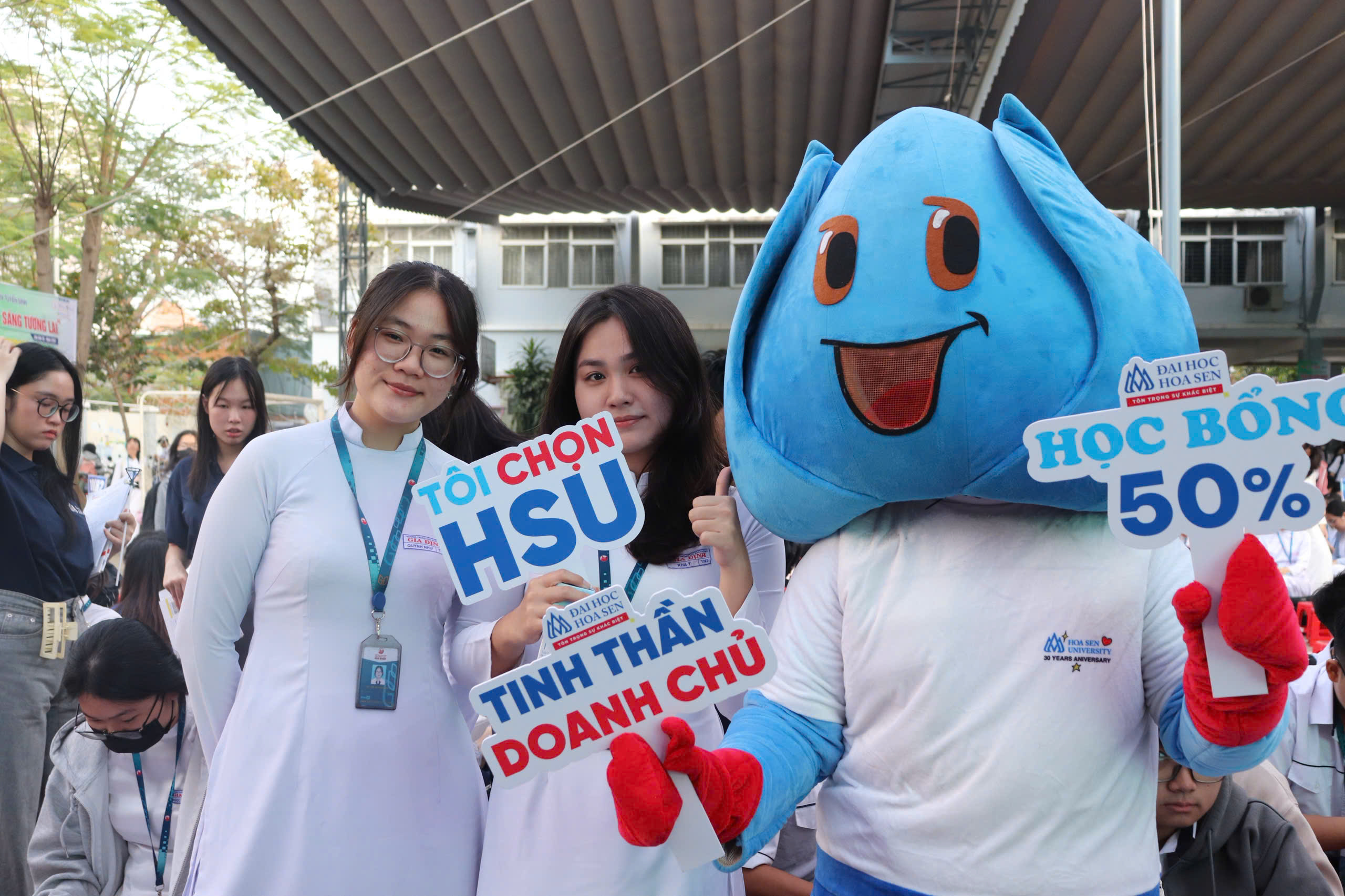 “Đúng ngành nghề – Sáng tương lai” 2.500+ học sinh THPT Gia Định hào hứng nhận tư vấn