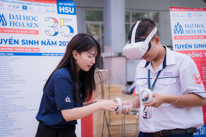 “Đúng ngành nghề – Sáng tương lai” 2.500+ học sinh THPT Gia Định hào hứng nhận tư vấn