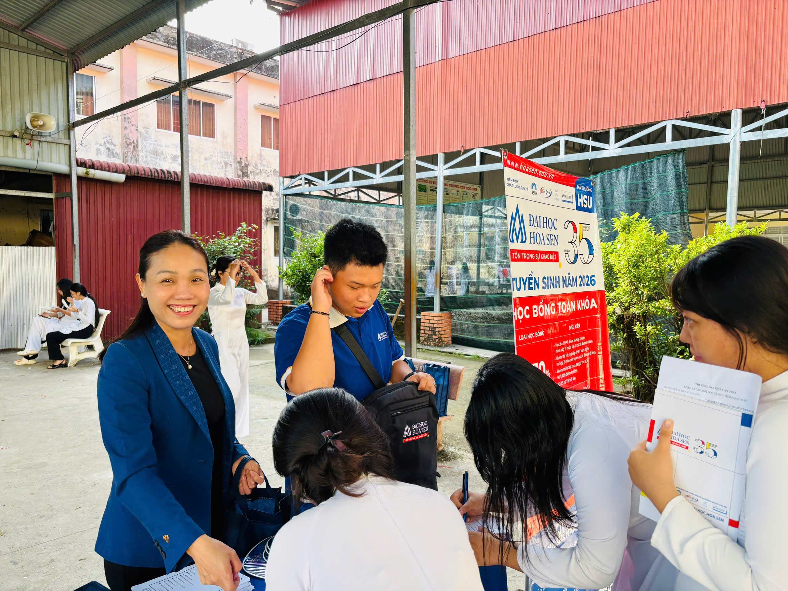 “Ngày hội hướng nghiệp” đến Cà Mau: gieo mầm ước mơ đến cực Nam Tổ quốc