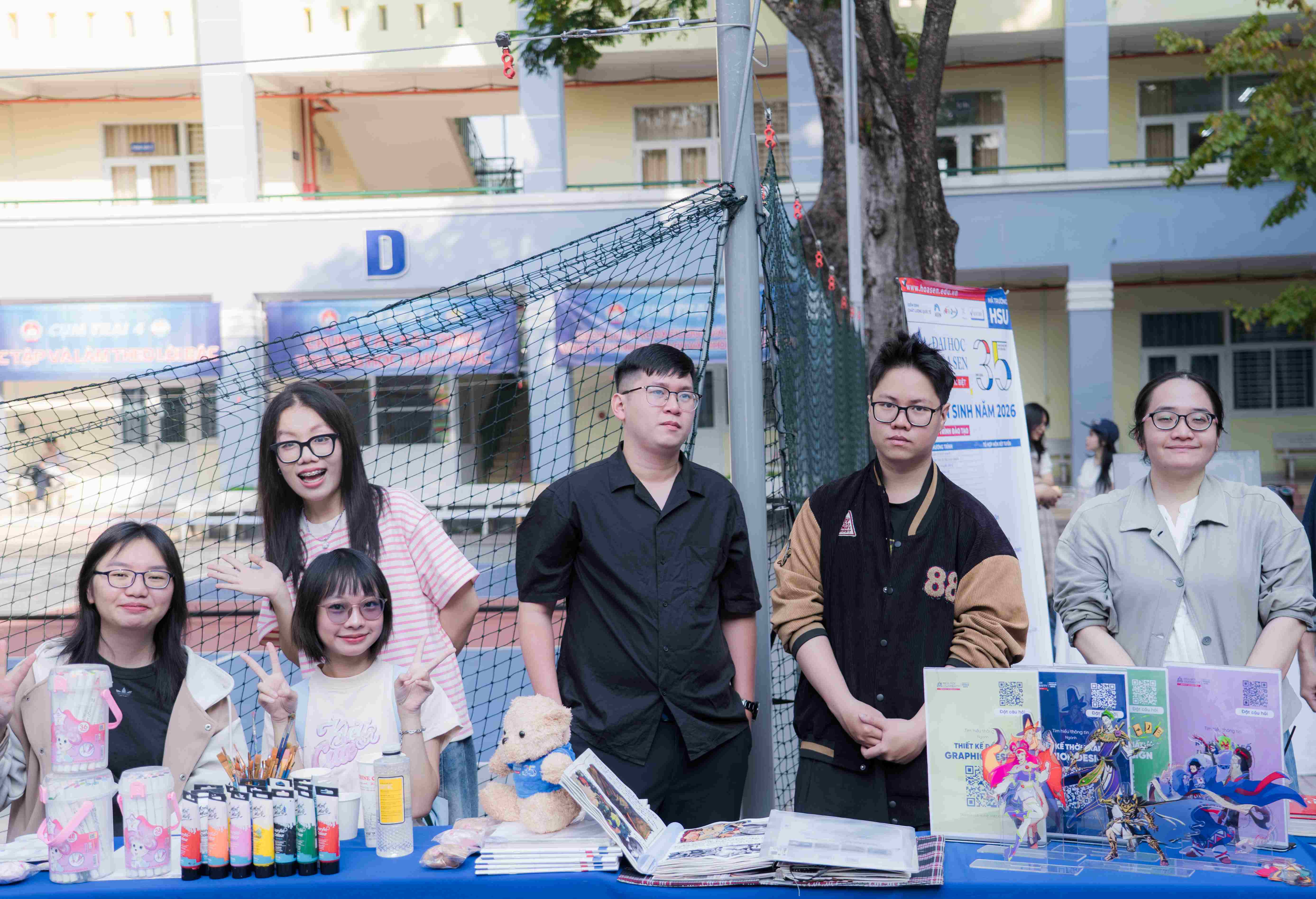 Học sinh THPT Nguyễn Khuyến học cách “Làm chủ túi tiền” và nhận ngay học bổng HSU