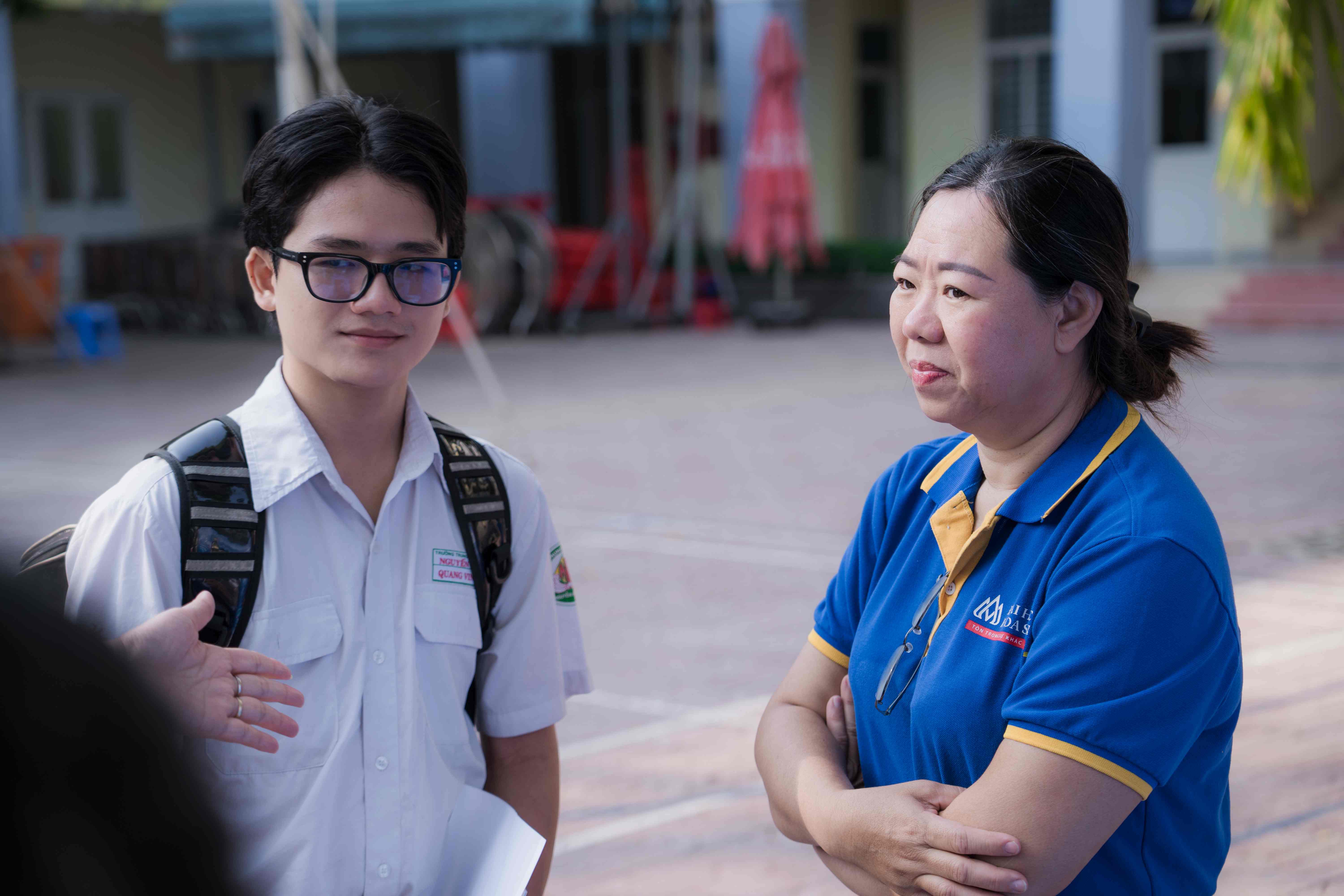 Học sinh THPT Nguyễn Khuyến học cách “Làm chủ túi tiền” và nhận ngay học bổng HSU