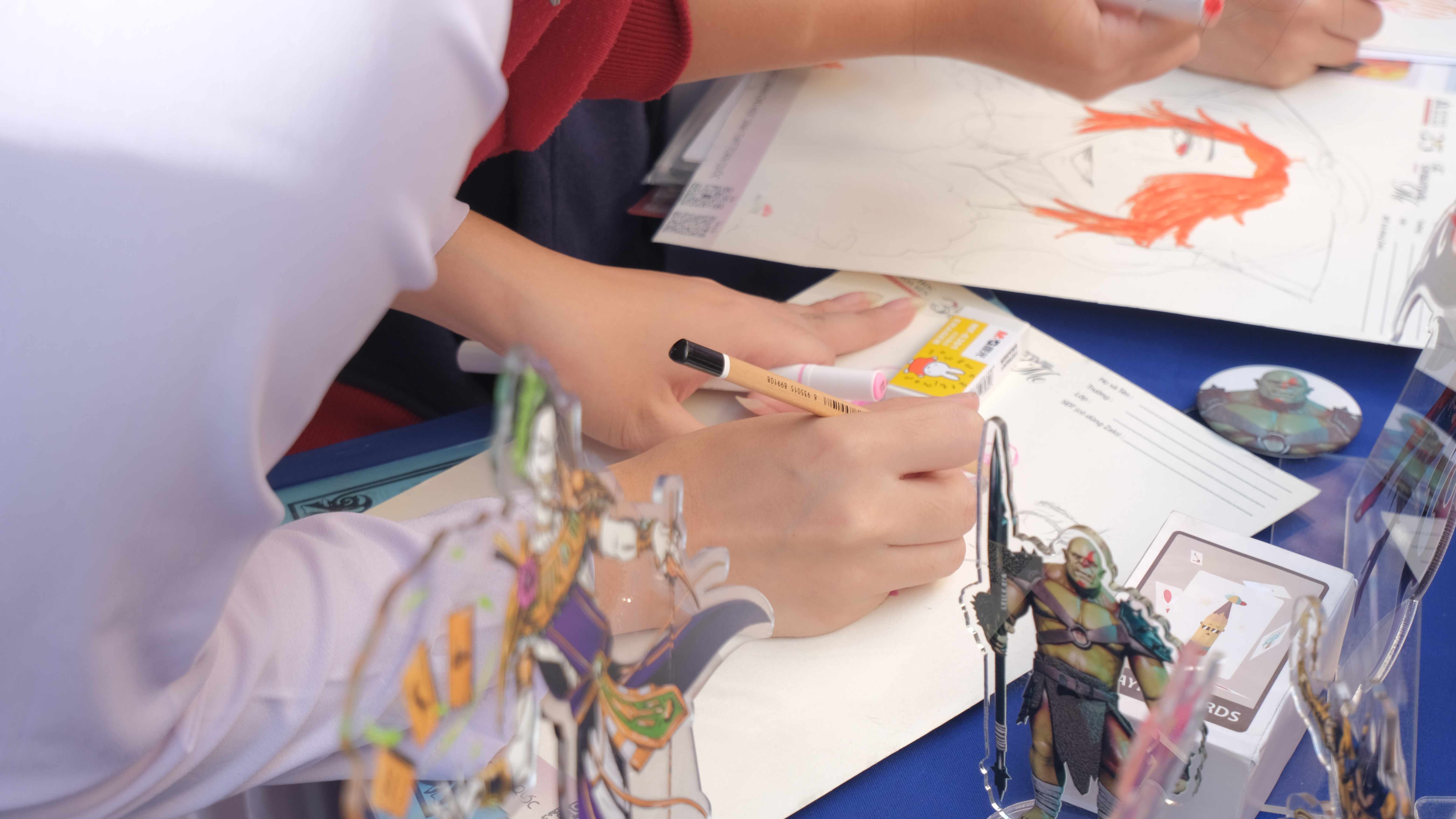 Học sinh THPT Tân Túc khám phá câu chuyện văn hóa Tết châu Á