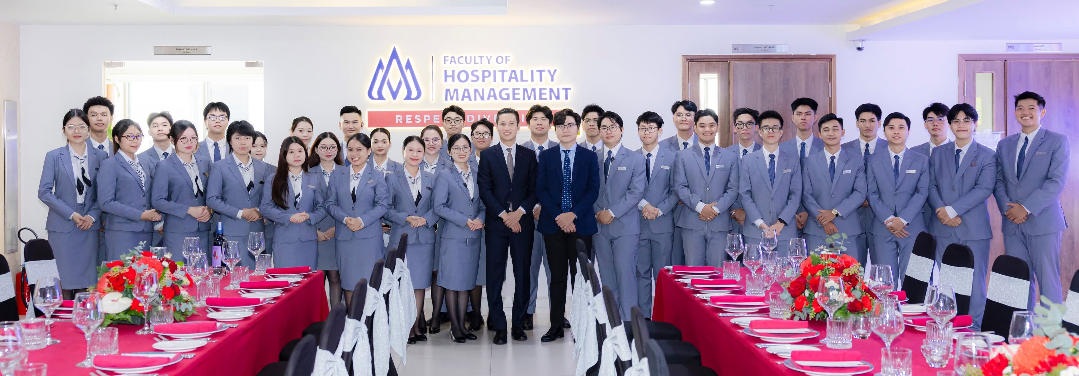 Ngành Quản trị nhà hàng và Dịch vụ ăn uống là gì, mức lương ra sao?