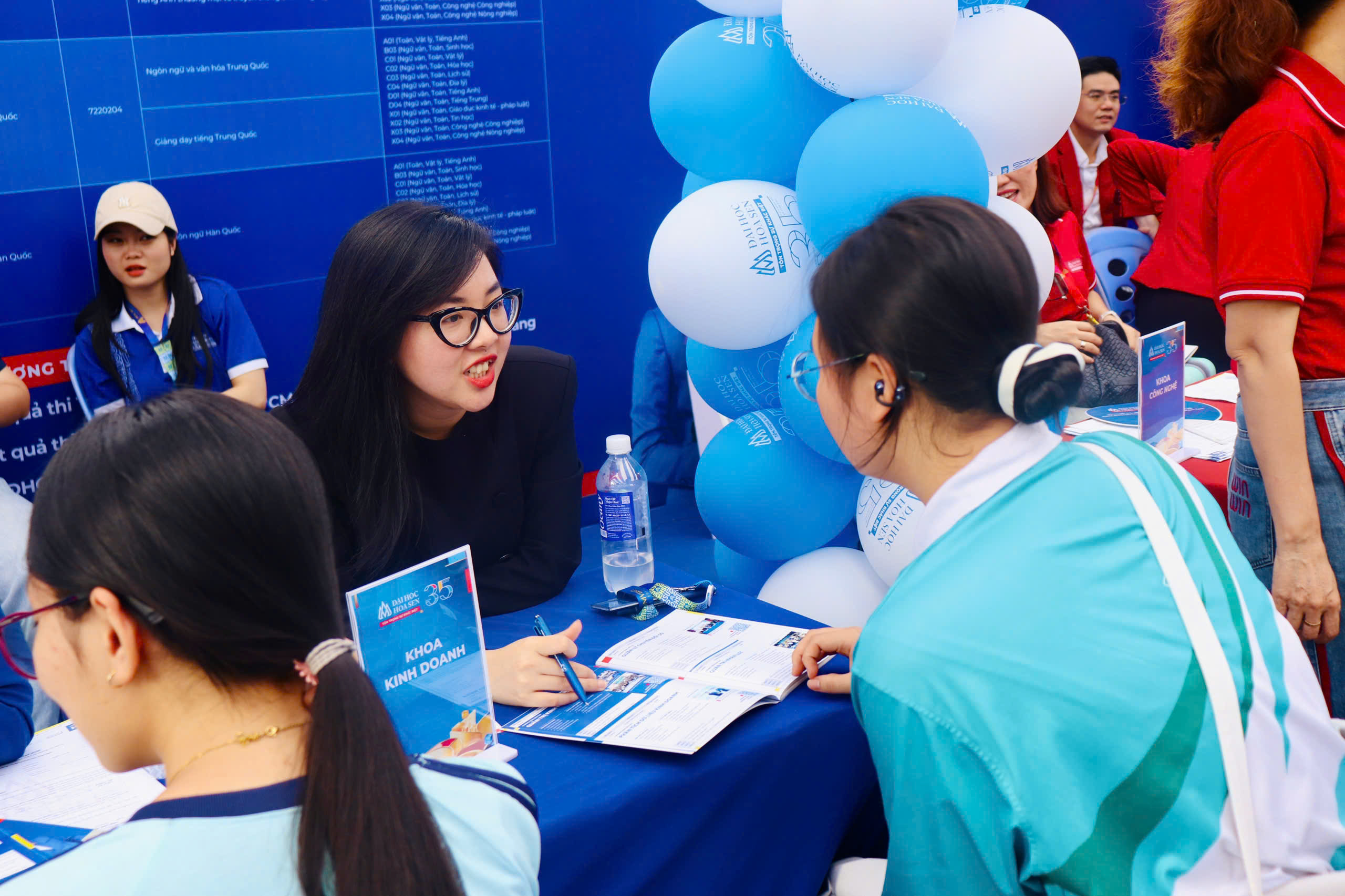 Đề thi tốt nghiệp THPT 2026 giữ cấu trúc 4:3:3 và những thí sinh nào được ưu tiên